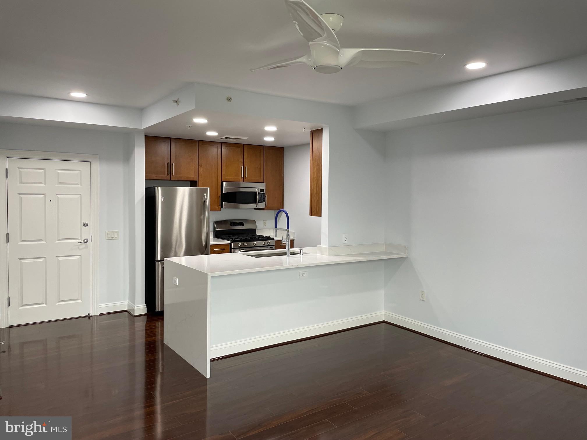 THE MONARCH - Residential Lease