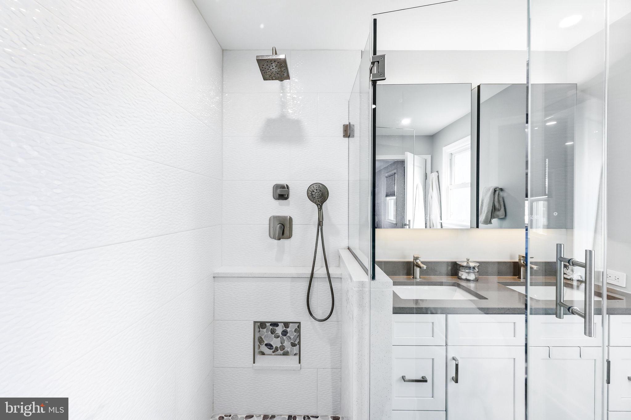 ARDEN VALLEY - Residential