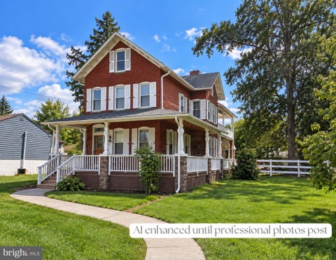 Photo of 862 Walnut Street, ROYERSFORD, PA 19468 (MLS # PAMC2193678)