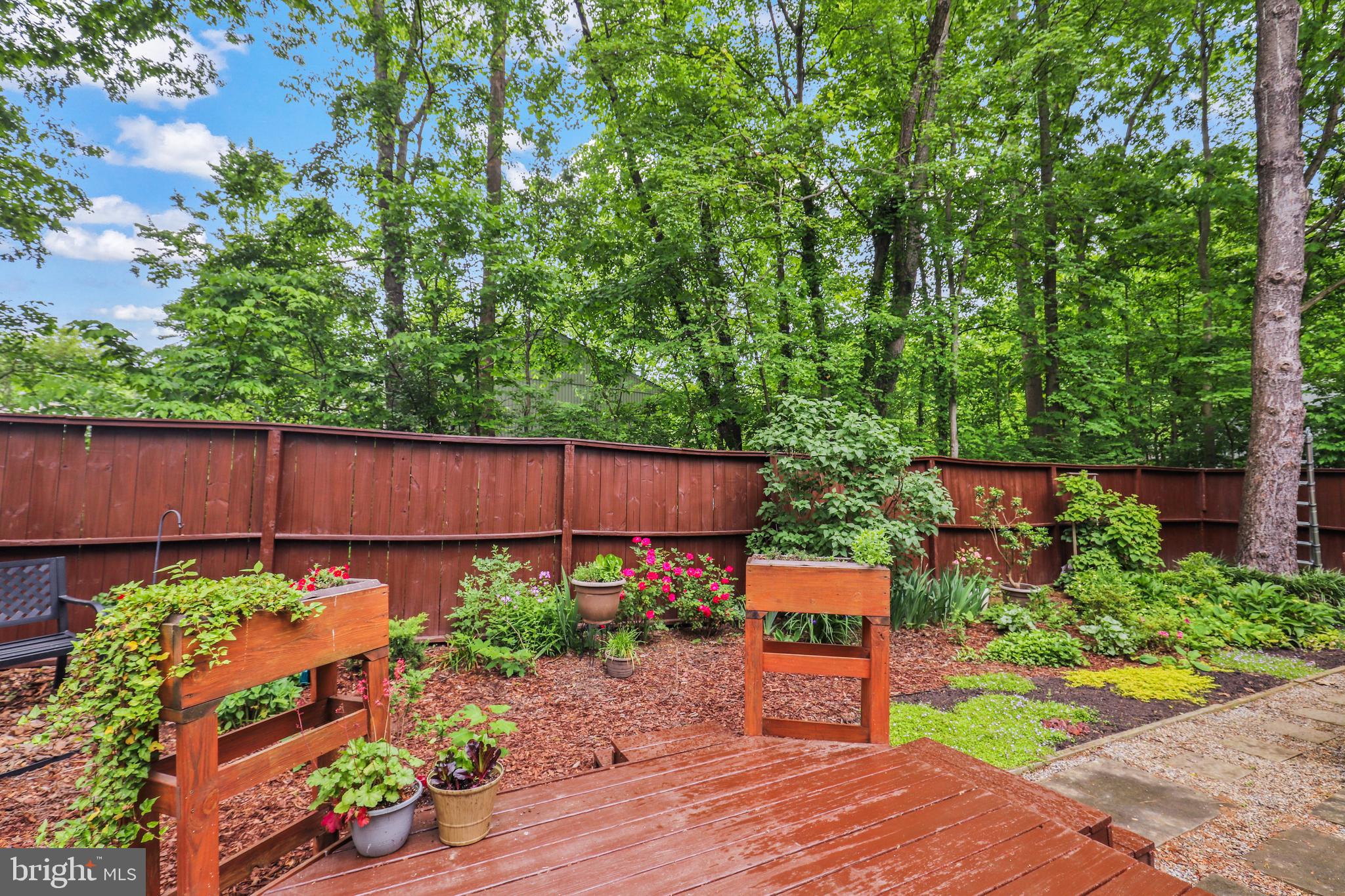 RESTON - Residential