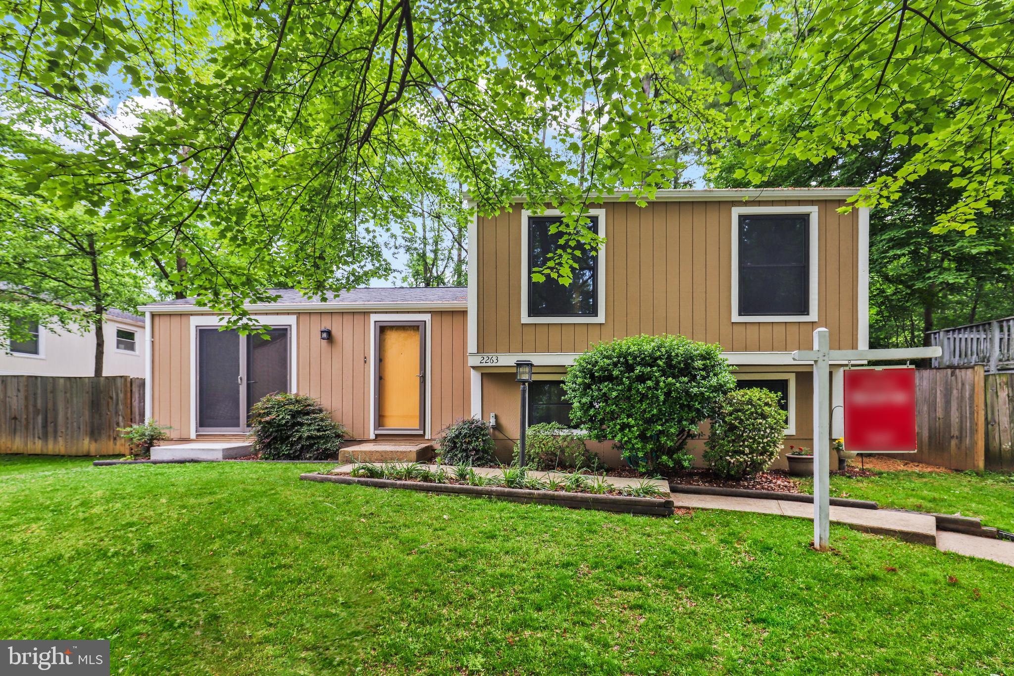 RESTON - Residential