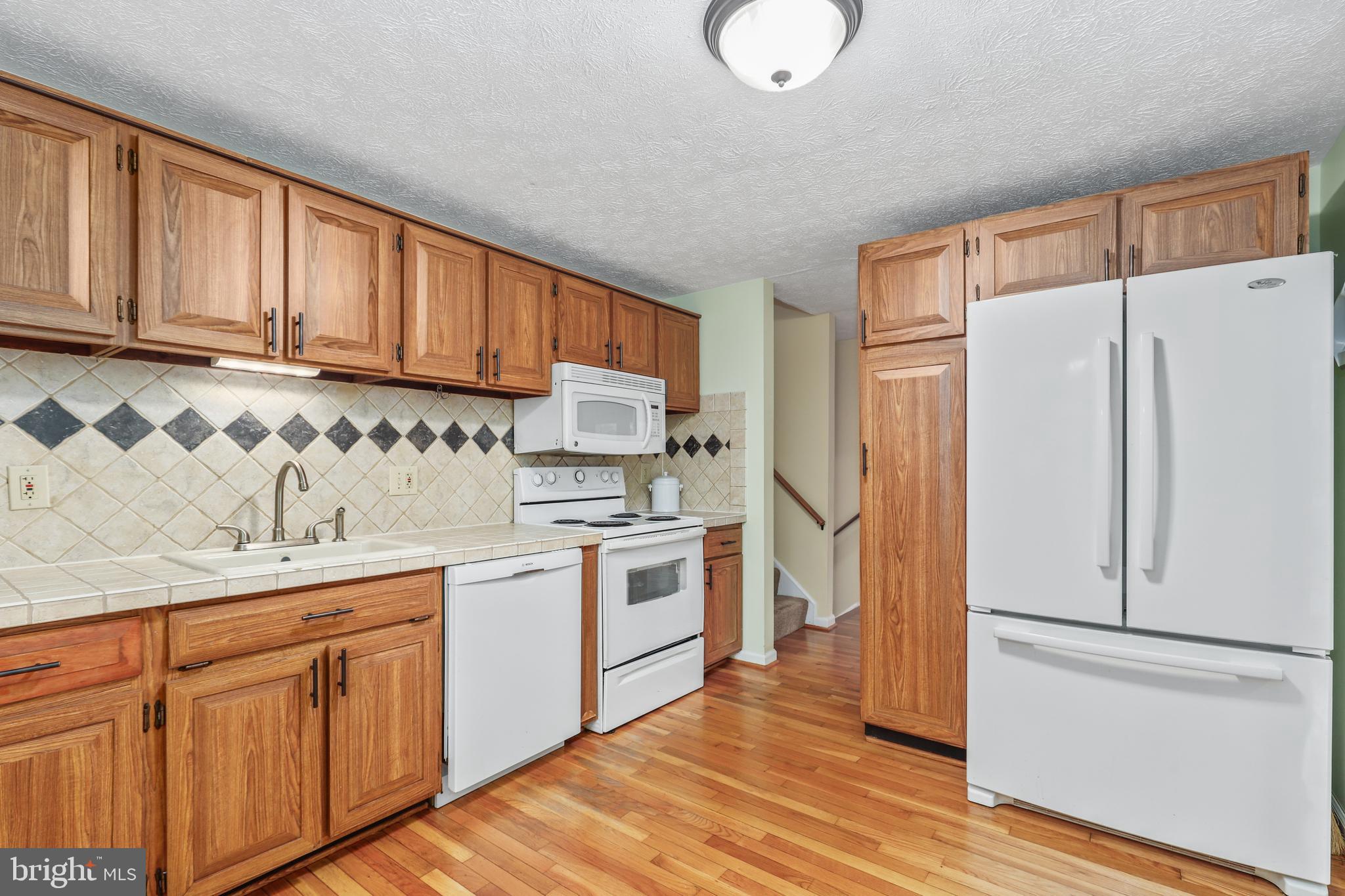 RESTON - Residential