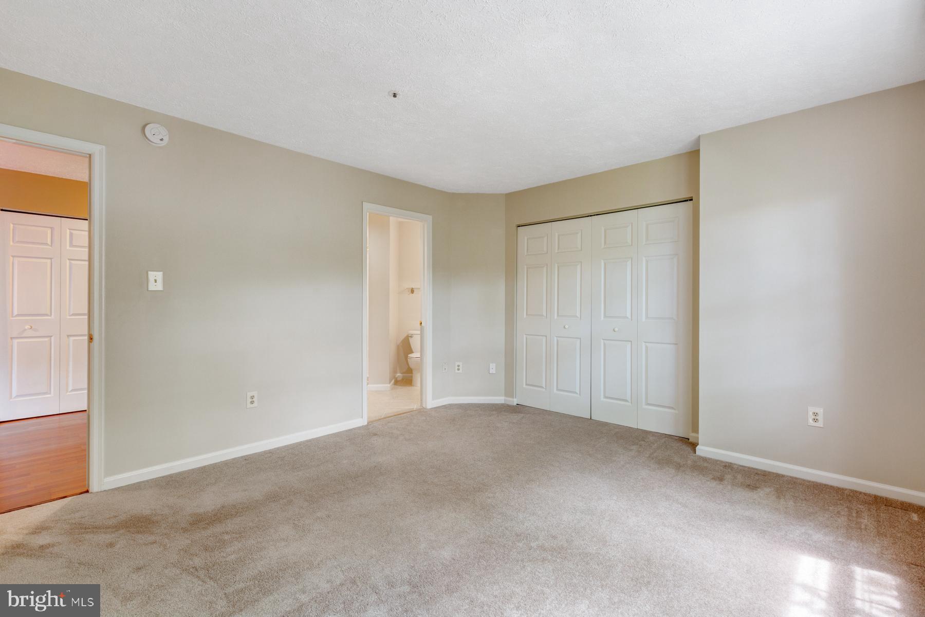 GUNNERS LAKE - Residential