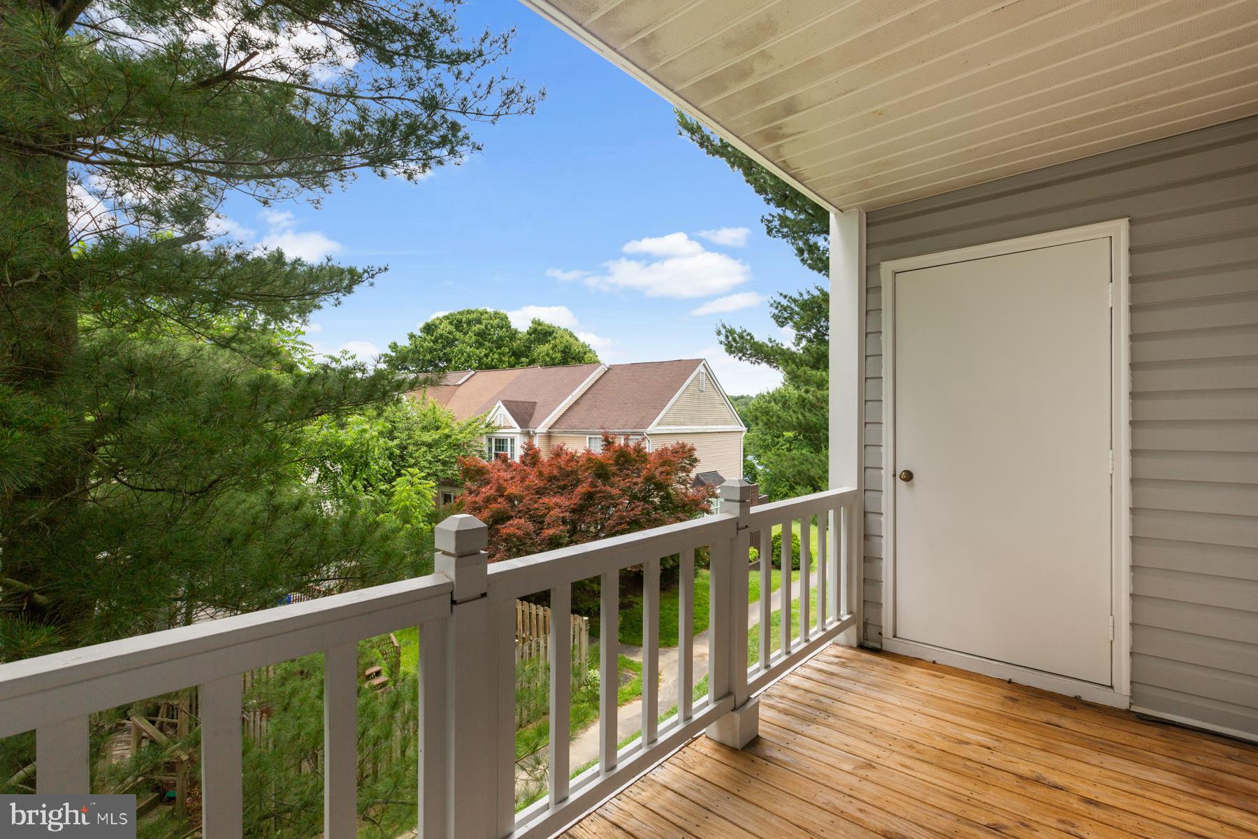 GUNNERS LAKE - Residential