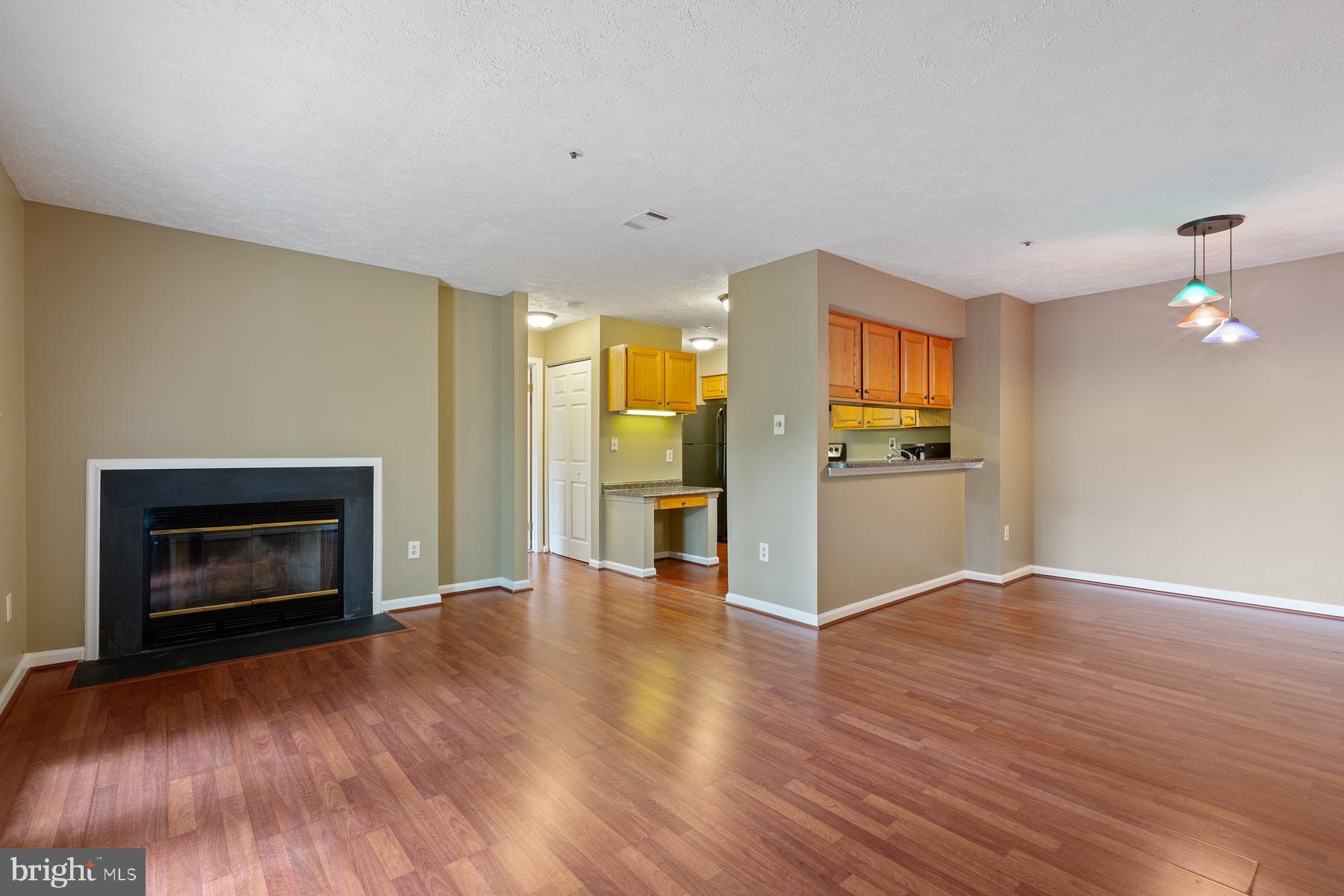 GUNNERS LAKE - Residential