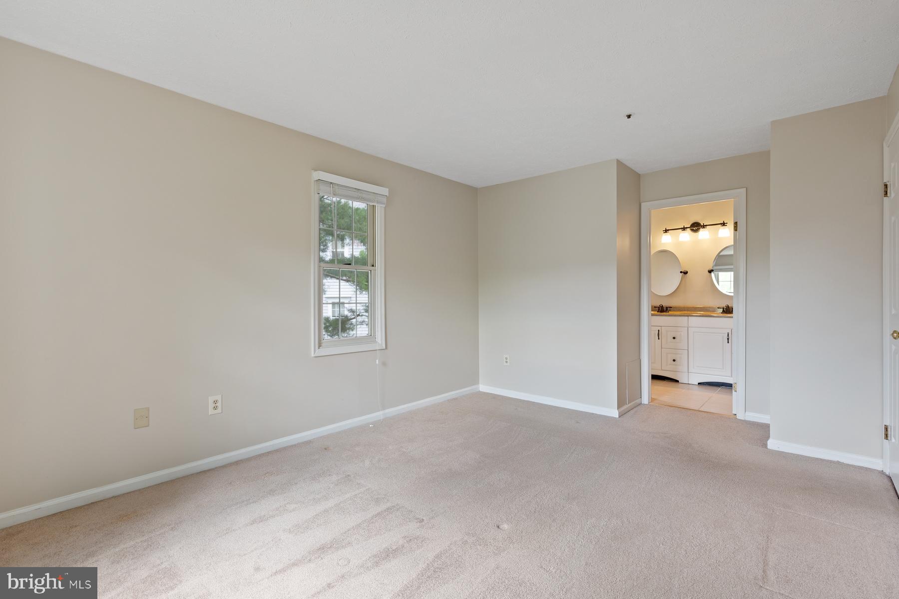 GUNNERS LAKE - Residential