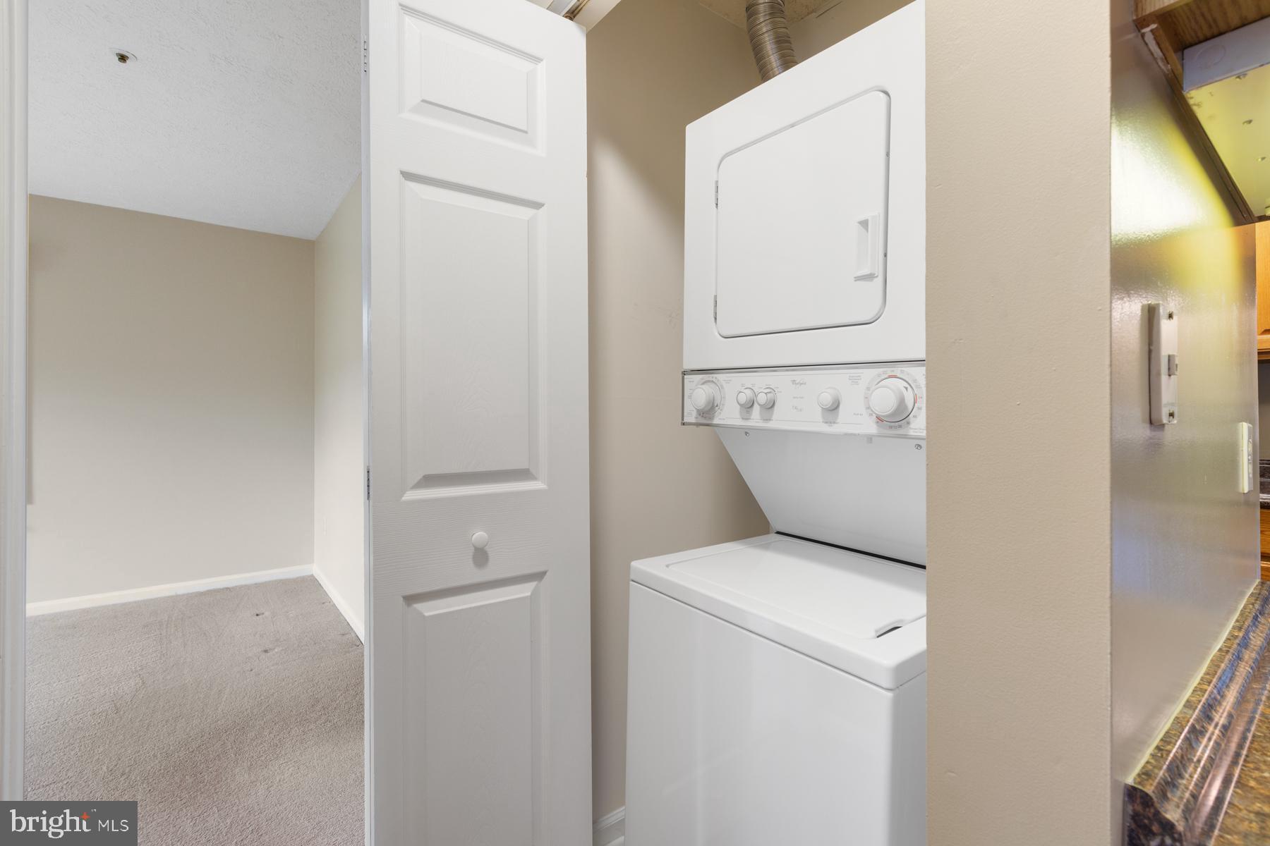 GUNNERS LAKE - Residential