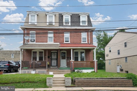 Photo of 122 Fairview Road, WOODLYN, PA 19094 (MLS # PADE2118602)