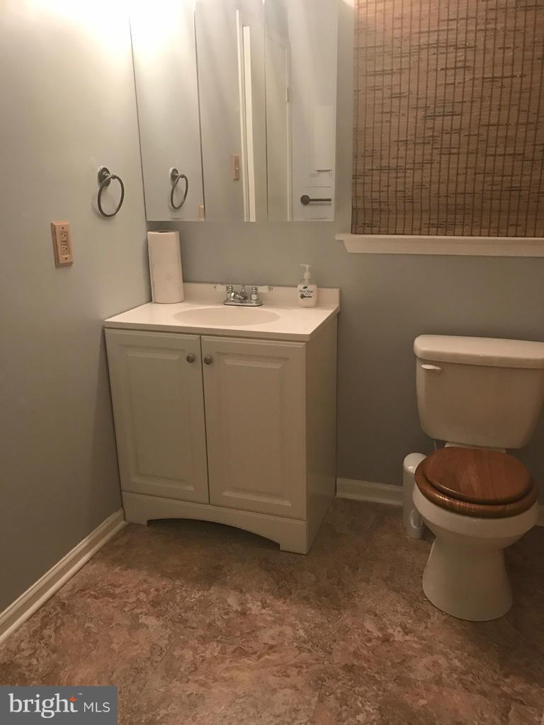 VILLAGE OF HICKORY RIDGE - Residential Lease