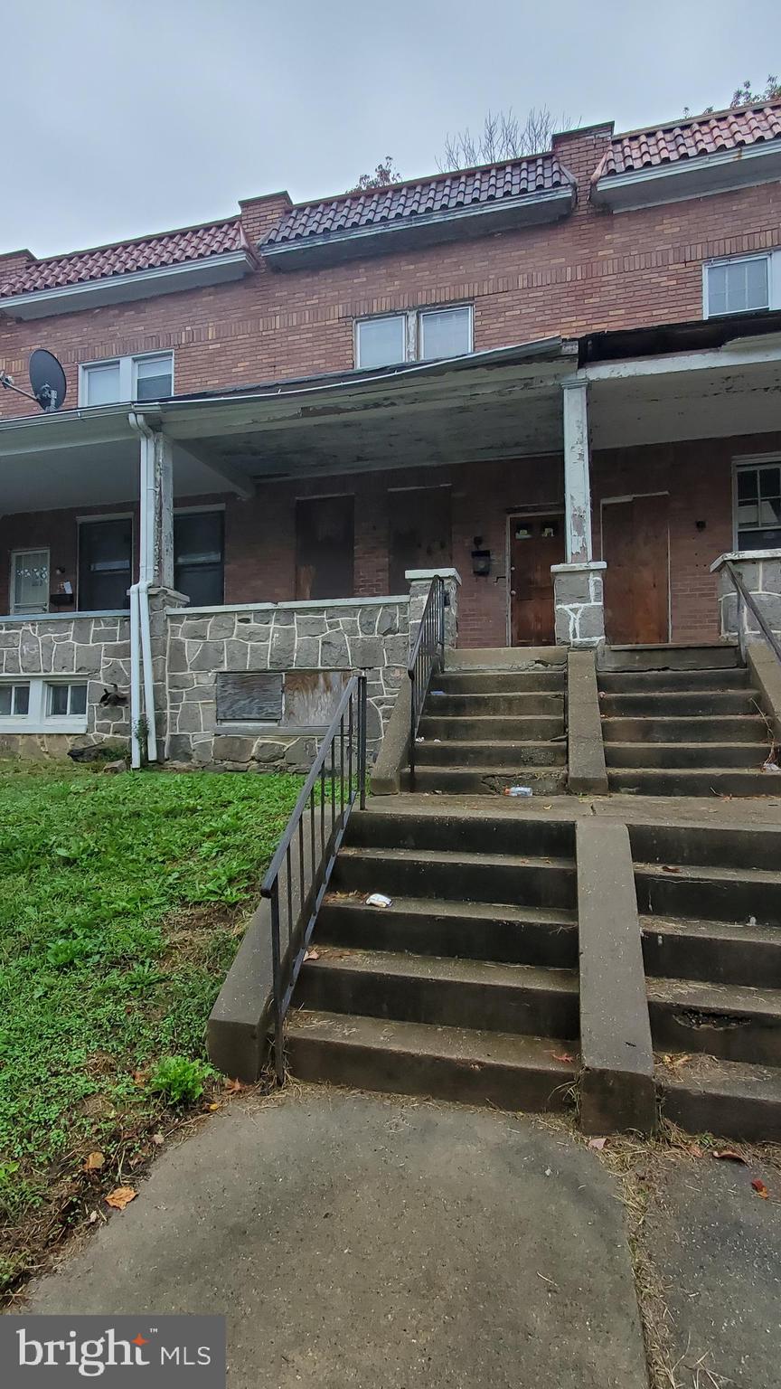 SAINT JOSEPHS - Residential