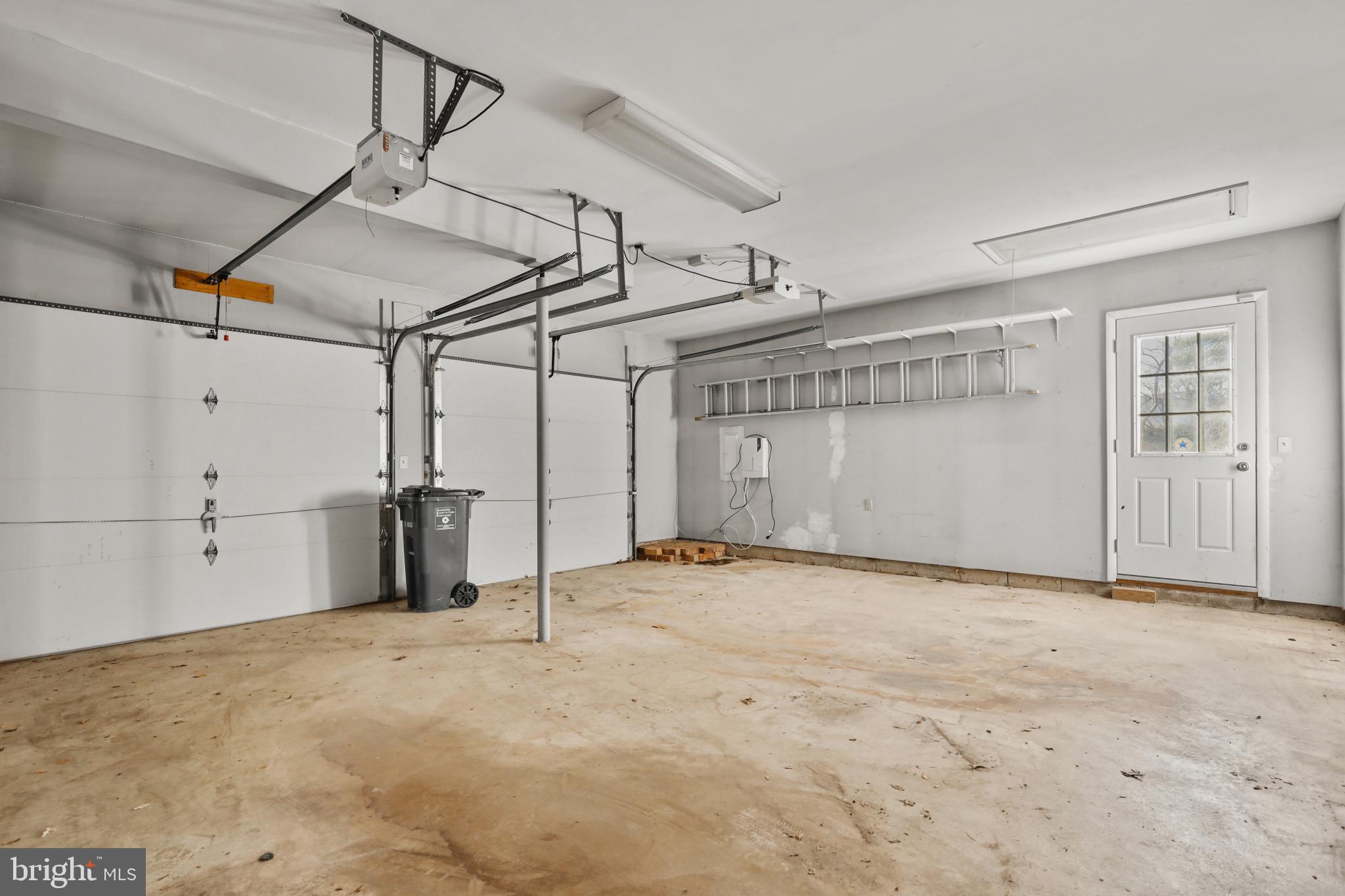 PONDEROSA ESTATES - Residential