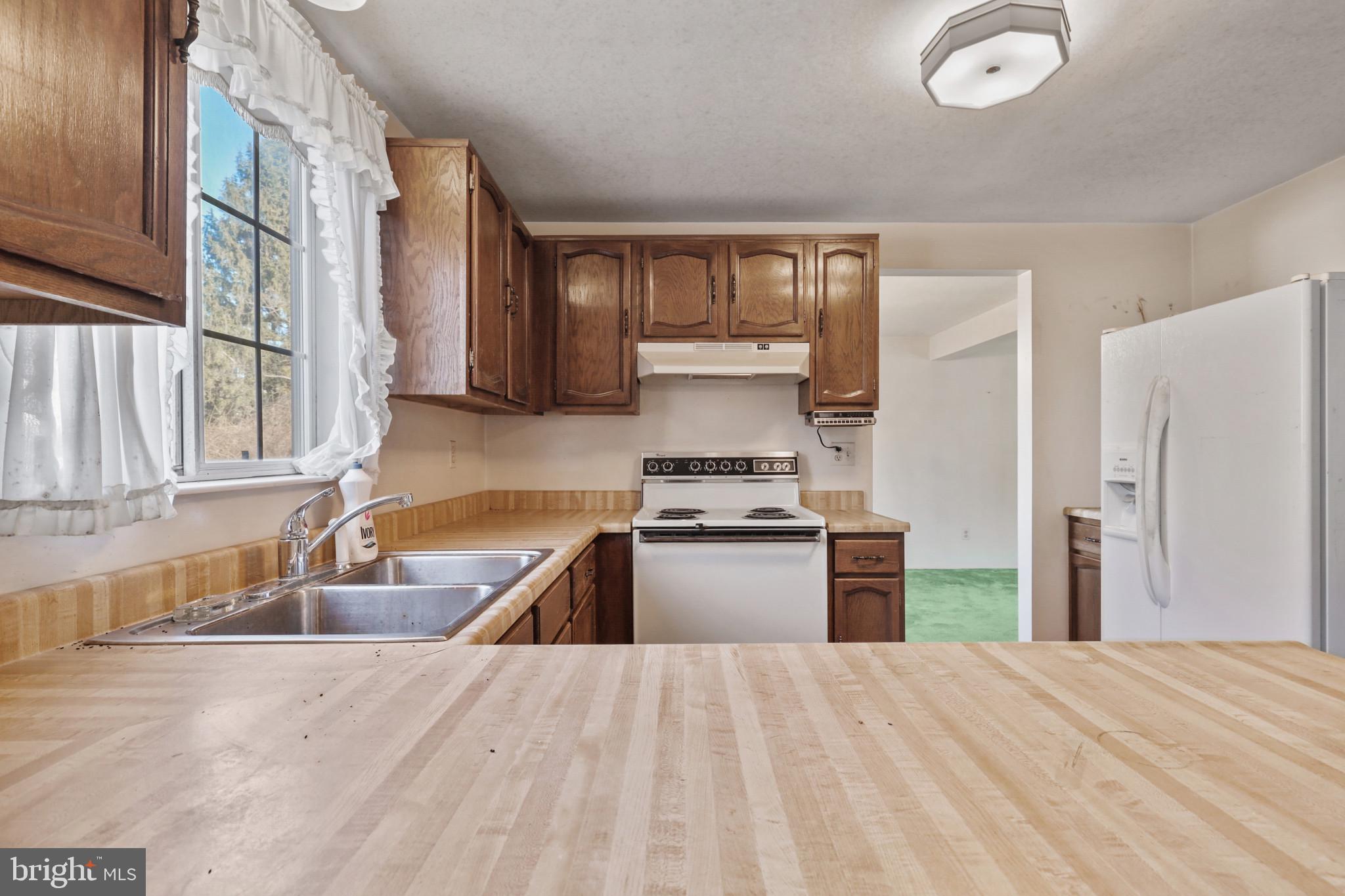 PONDEROSA ESTATES - Residential