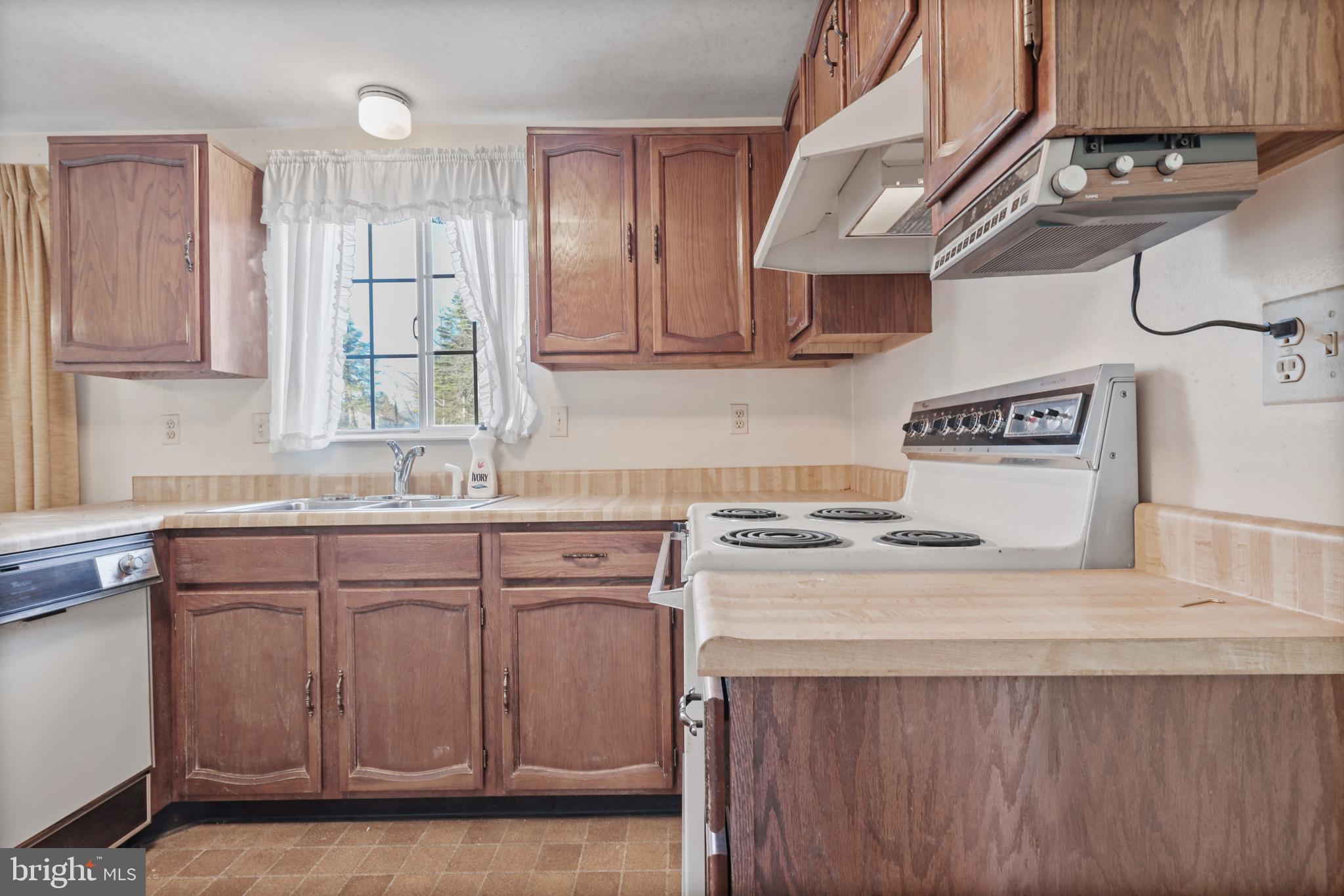 PONDEROSA ESTATES - Residential