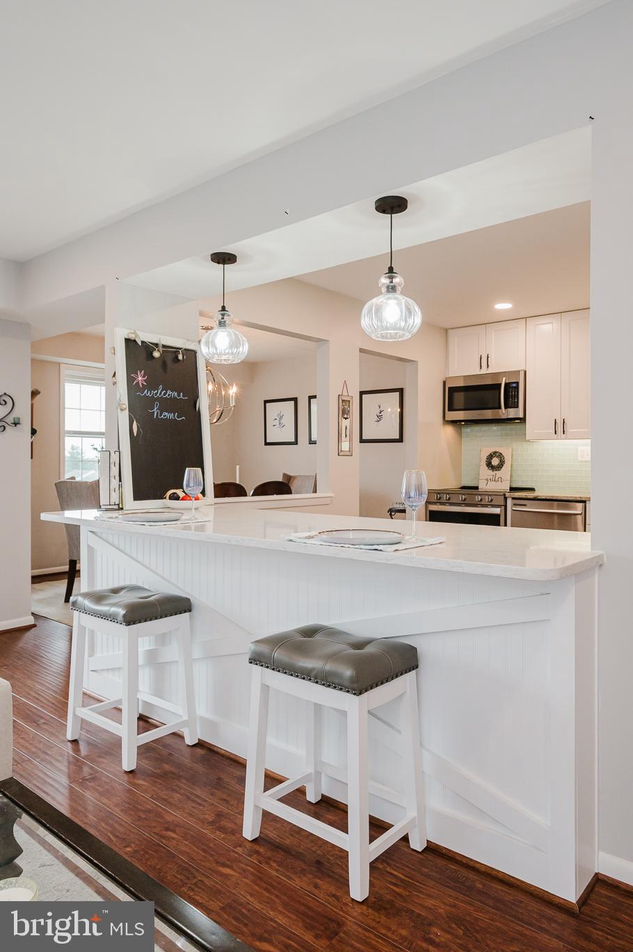 HOLLY HALL - Residential