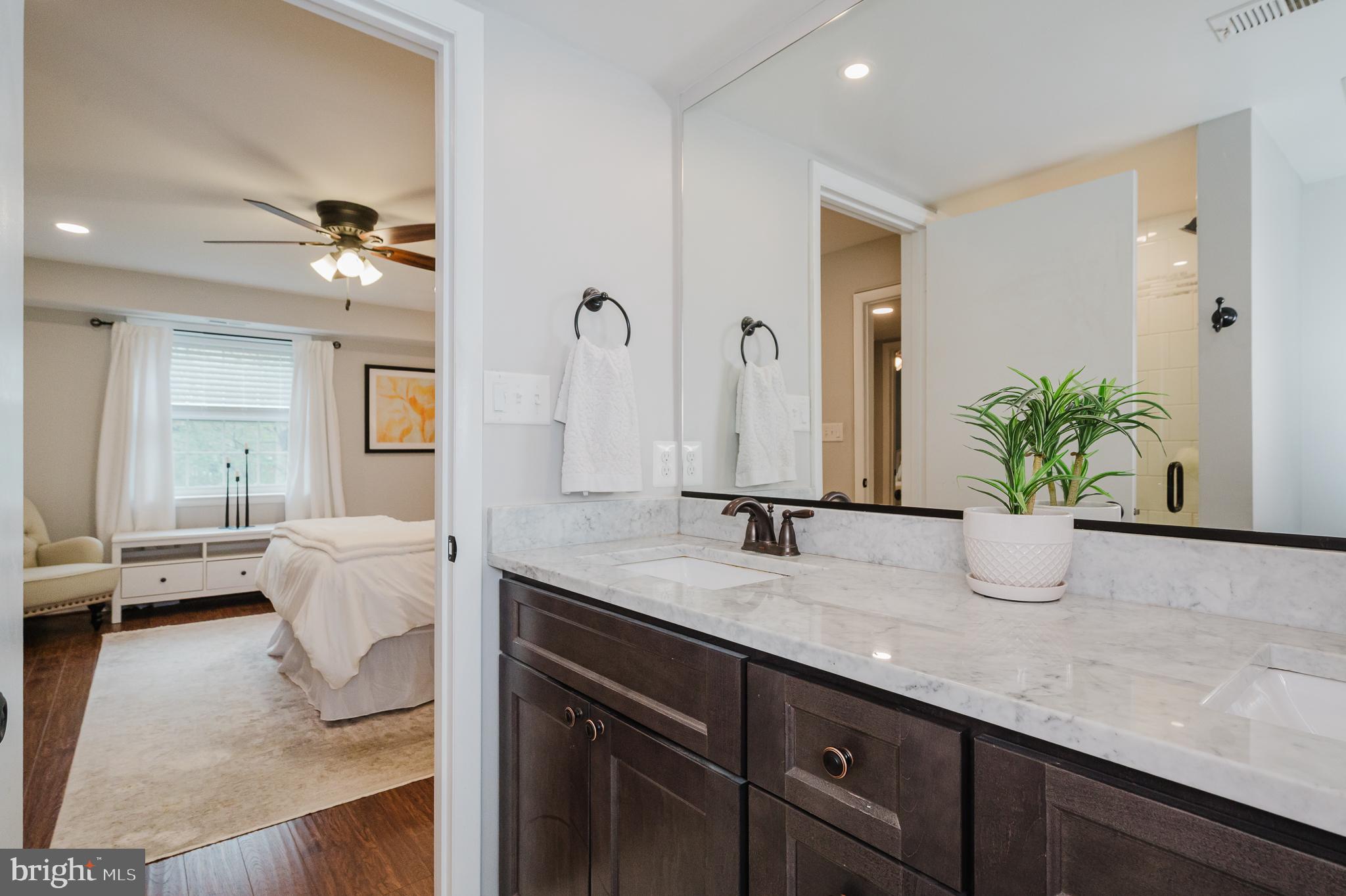 HOLLY HALL - Residential