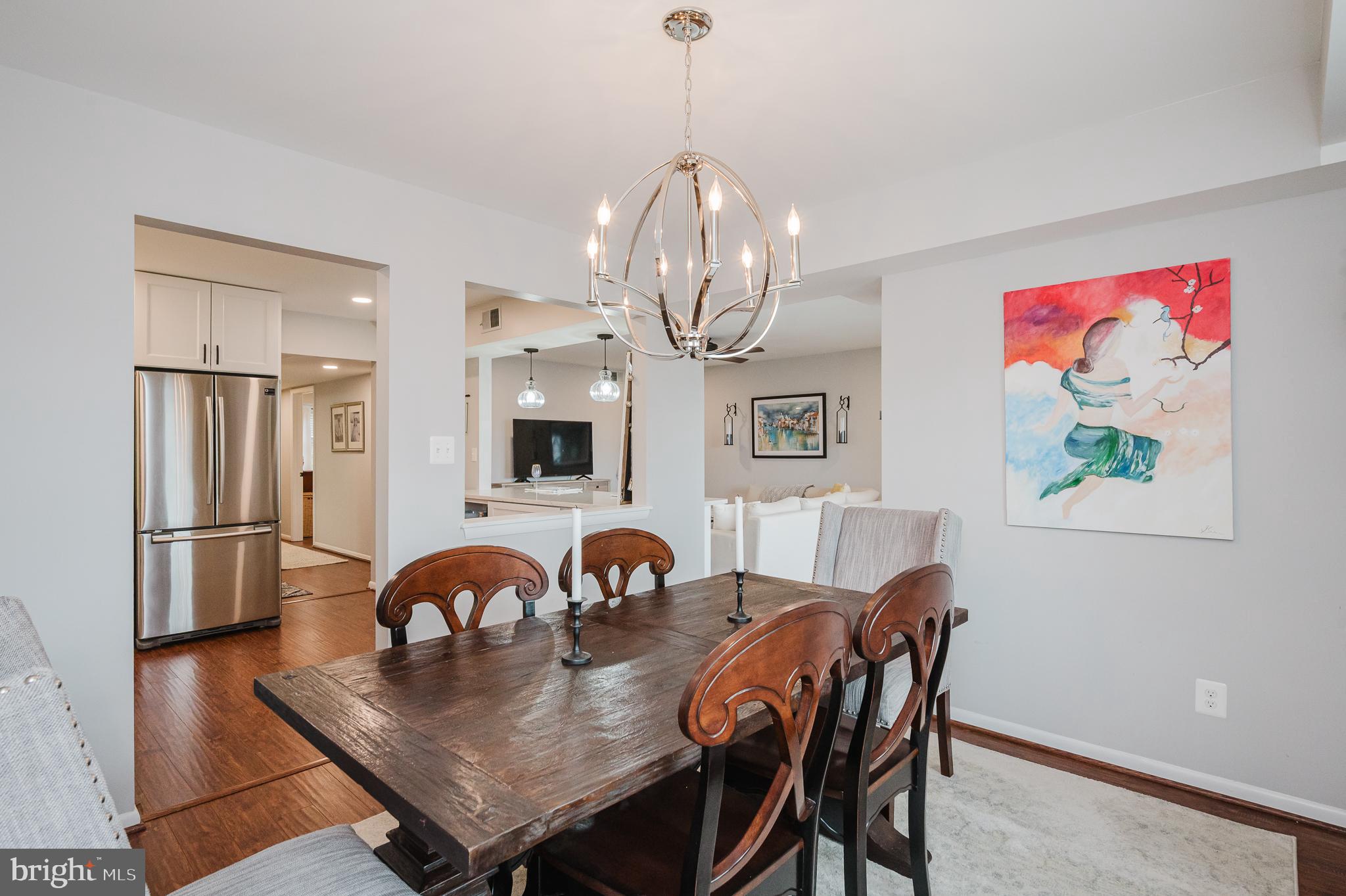 HOLLY HALL - Residential