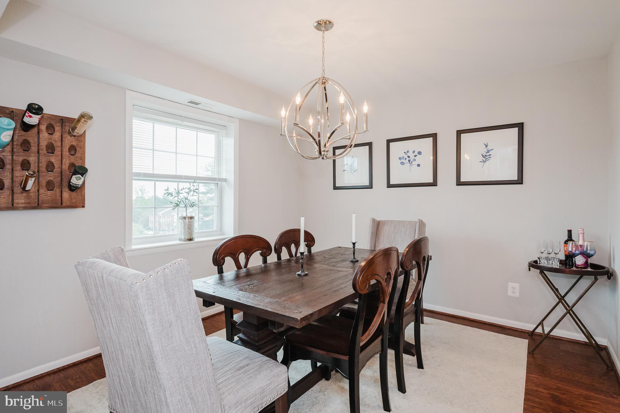 HOLLY HALL - Residential