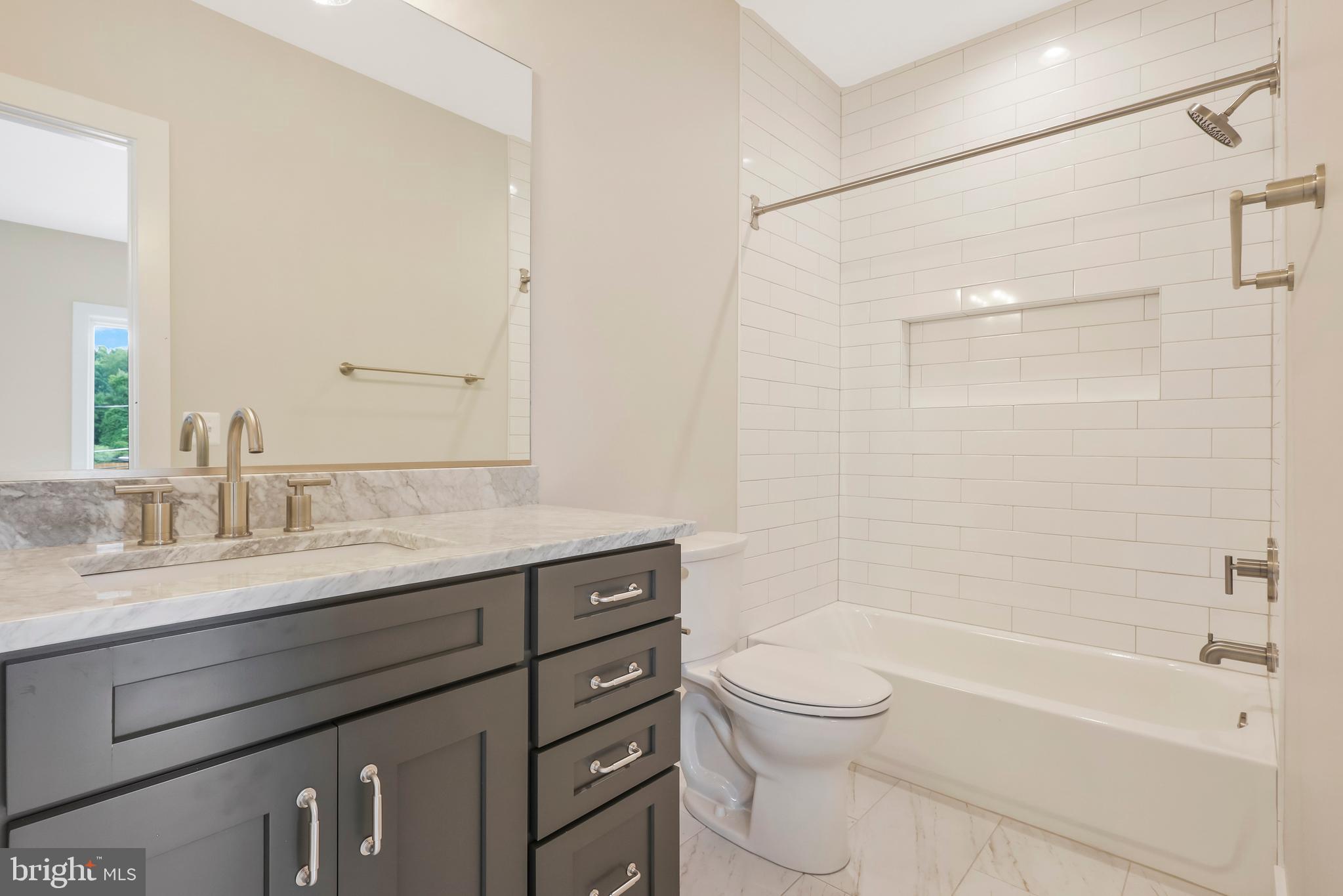 MULHALL - Residential