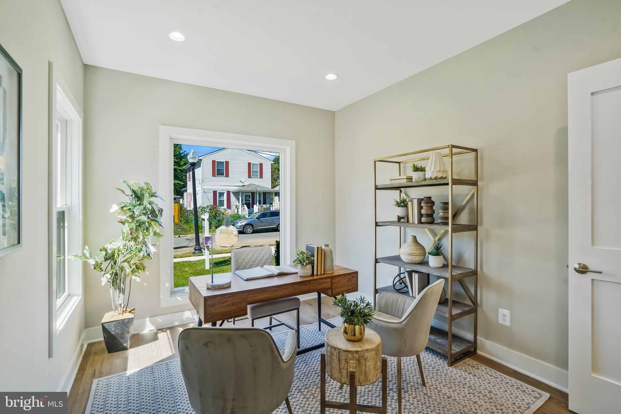 MULHALL - Residential