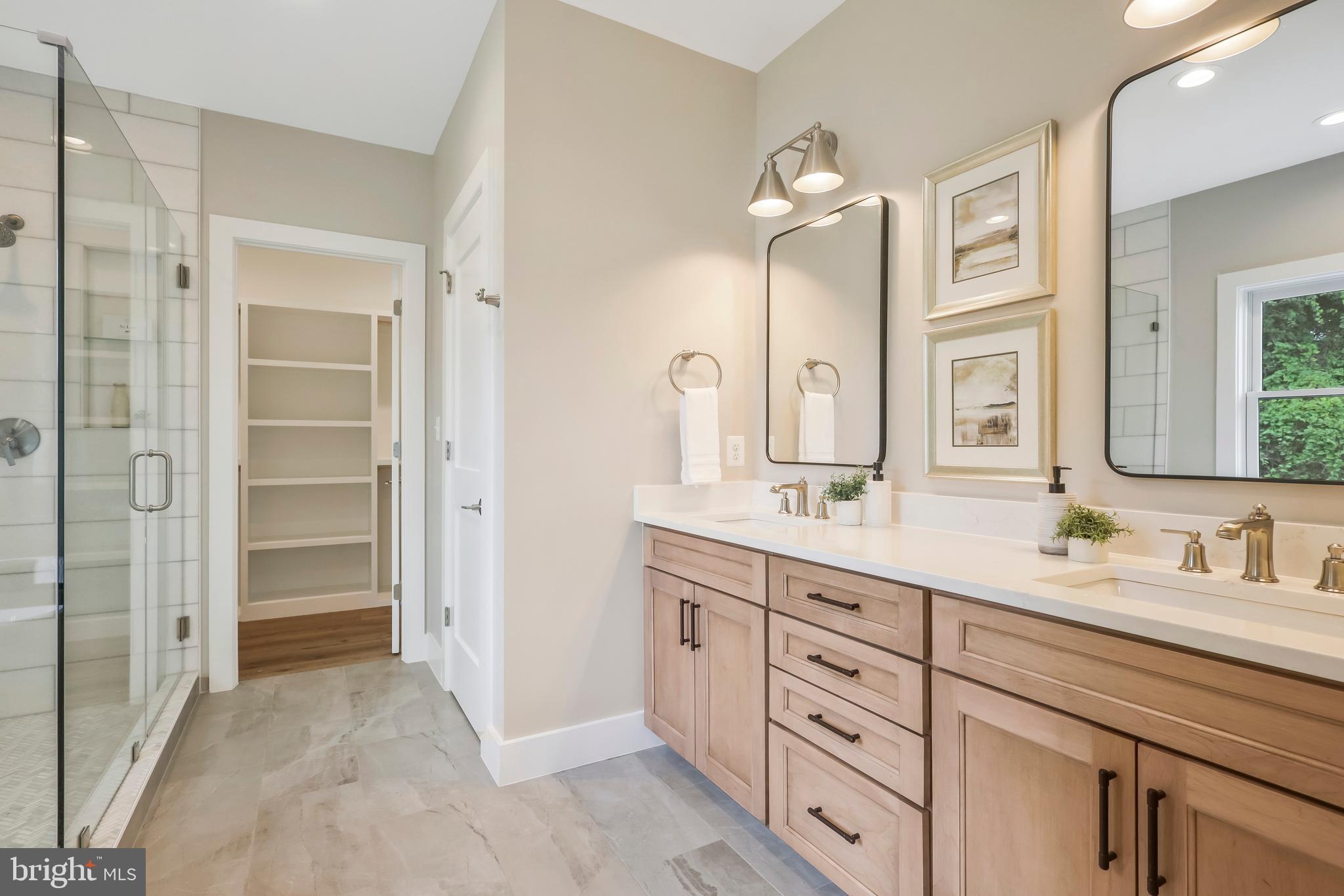 MULHALL - Residential