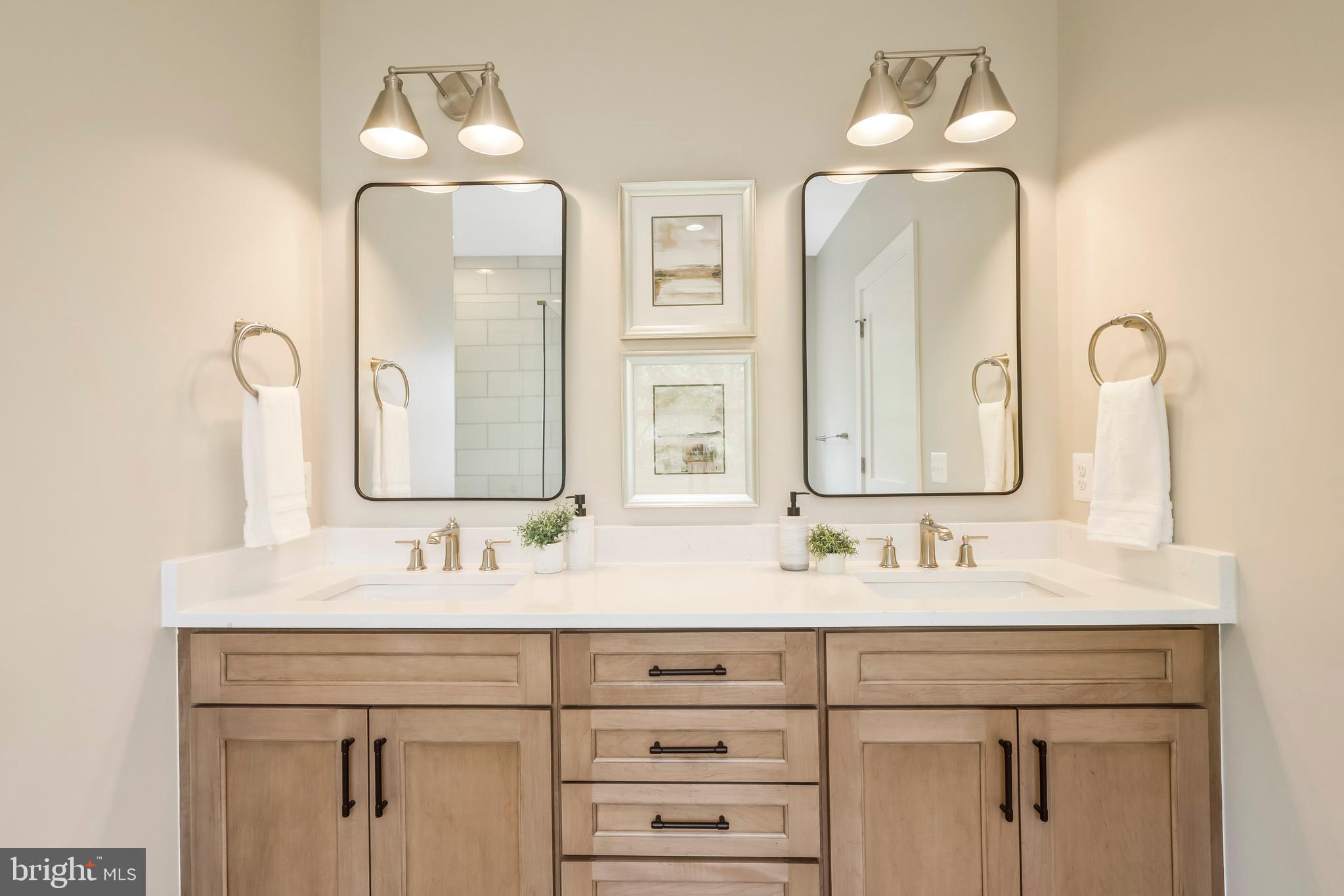 MULHALL - Residential