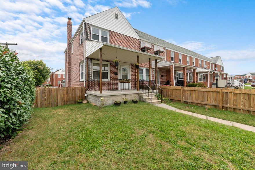 Well maintained 3 brd, 1.5 bath Townhome. Quiet street with parking and a large, fenced in backyard.  Open floor plan, eat in kitchen that leads to the backyard.  Half bath on the first floor with full bathroom upstairs. 
 Unfinished lower level that could be easily finished. As-Is.