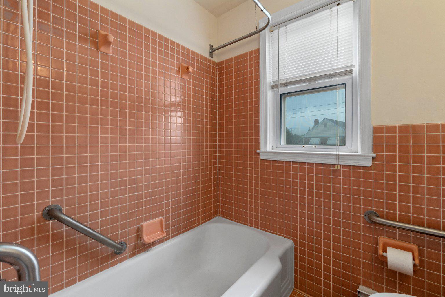 BEVERLY - Residential