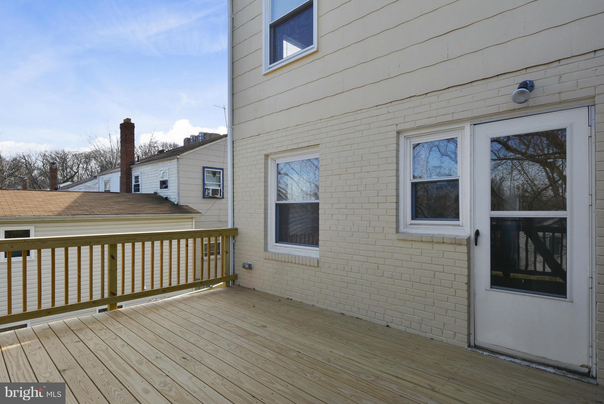 HUNTINGTON - Residential Lease