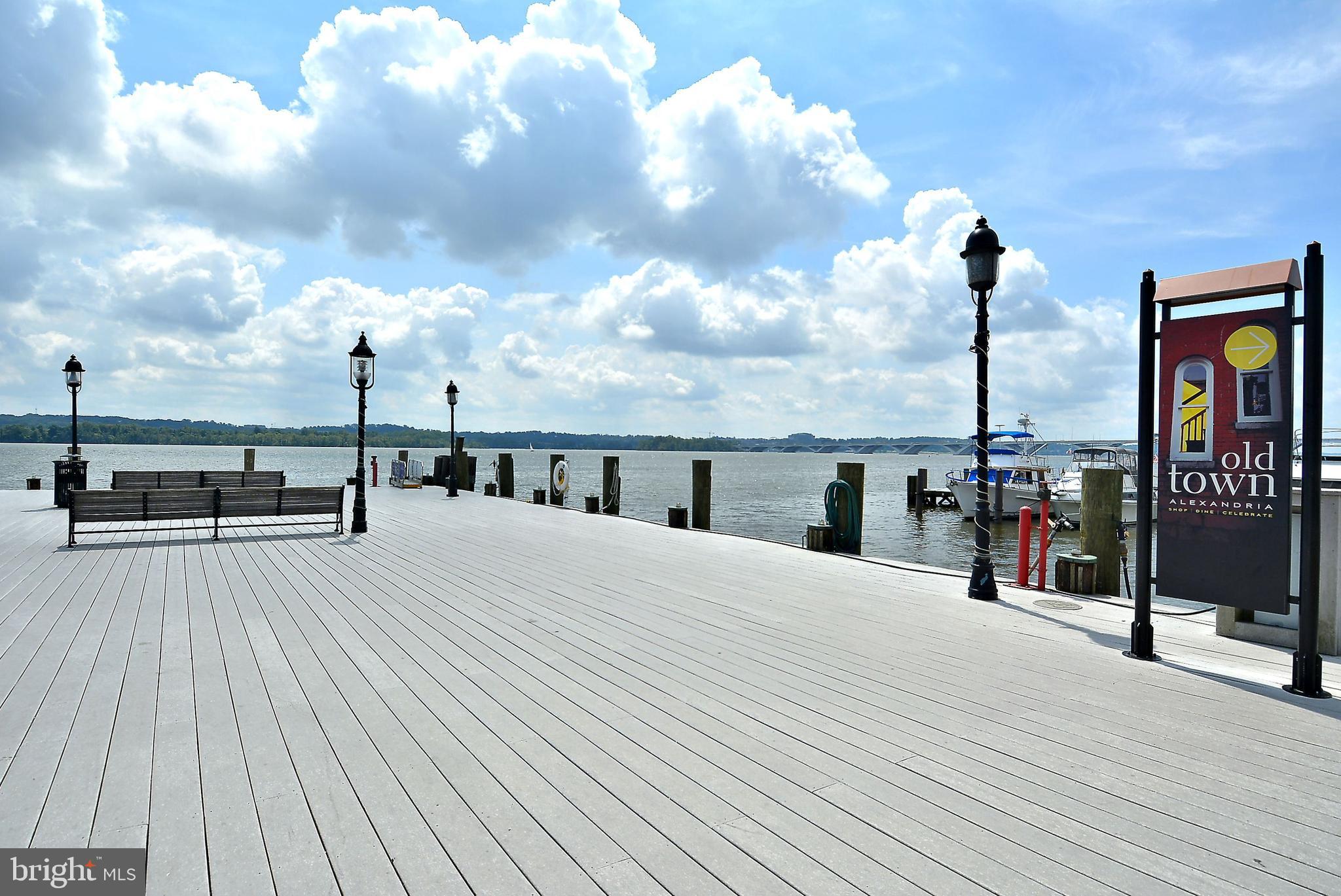 HUNTINGTON - Residential Lease