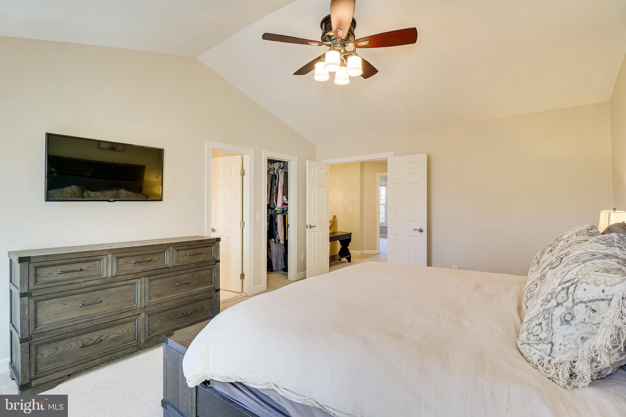 KEENE MILL OAKS - Residential