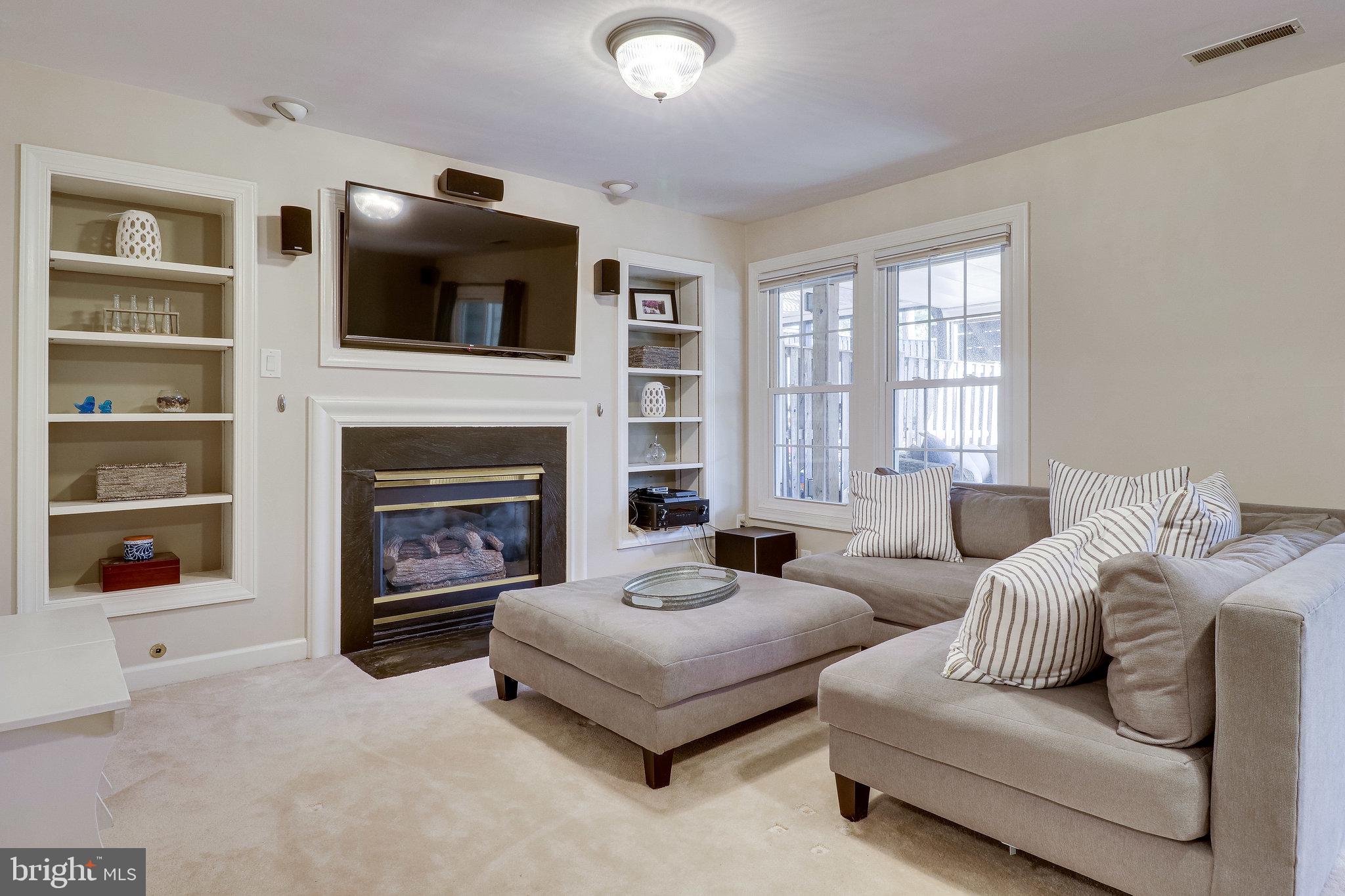 KEENE MILL OAKS - Residential