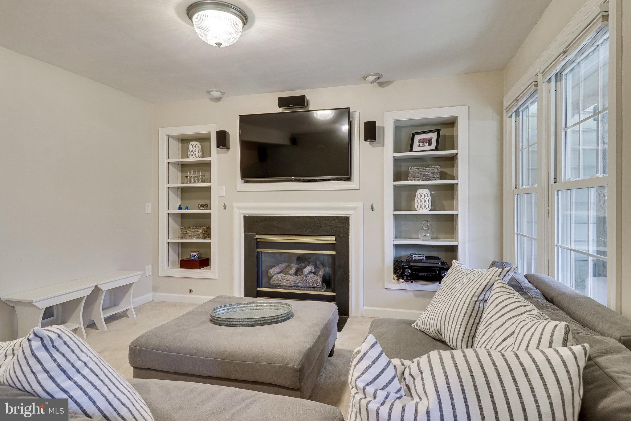 KEENE MILL OAKS - Residential