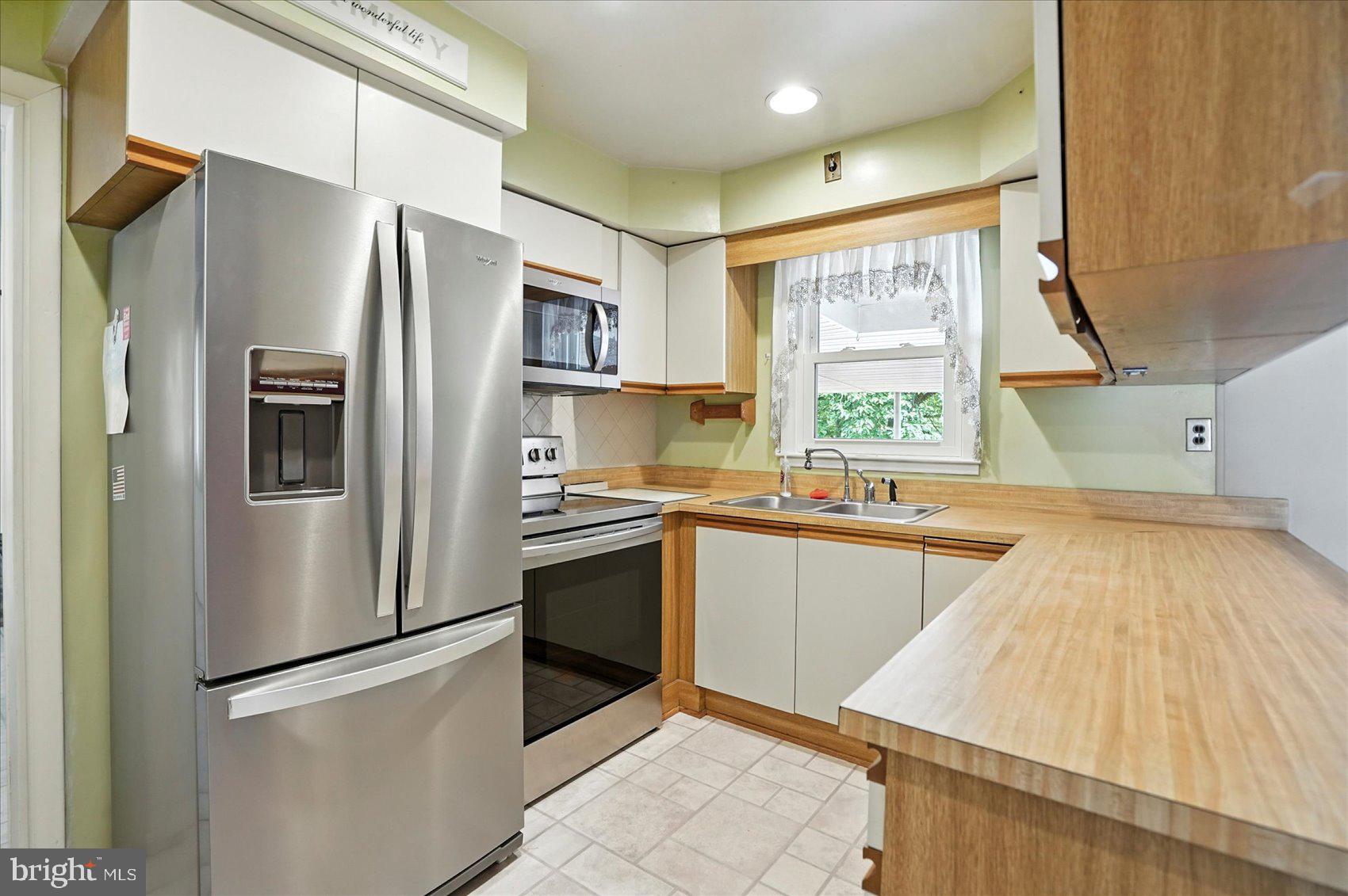 DARLEIGH MANOR - Residential