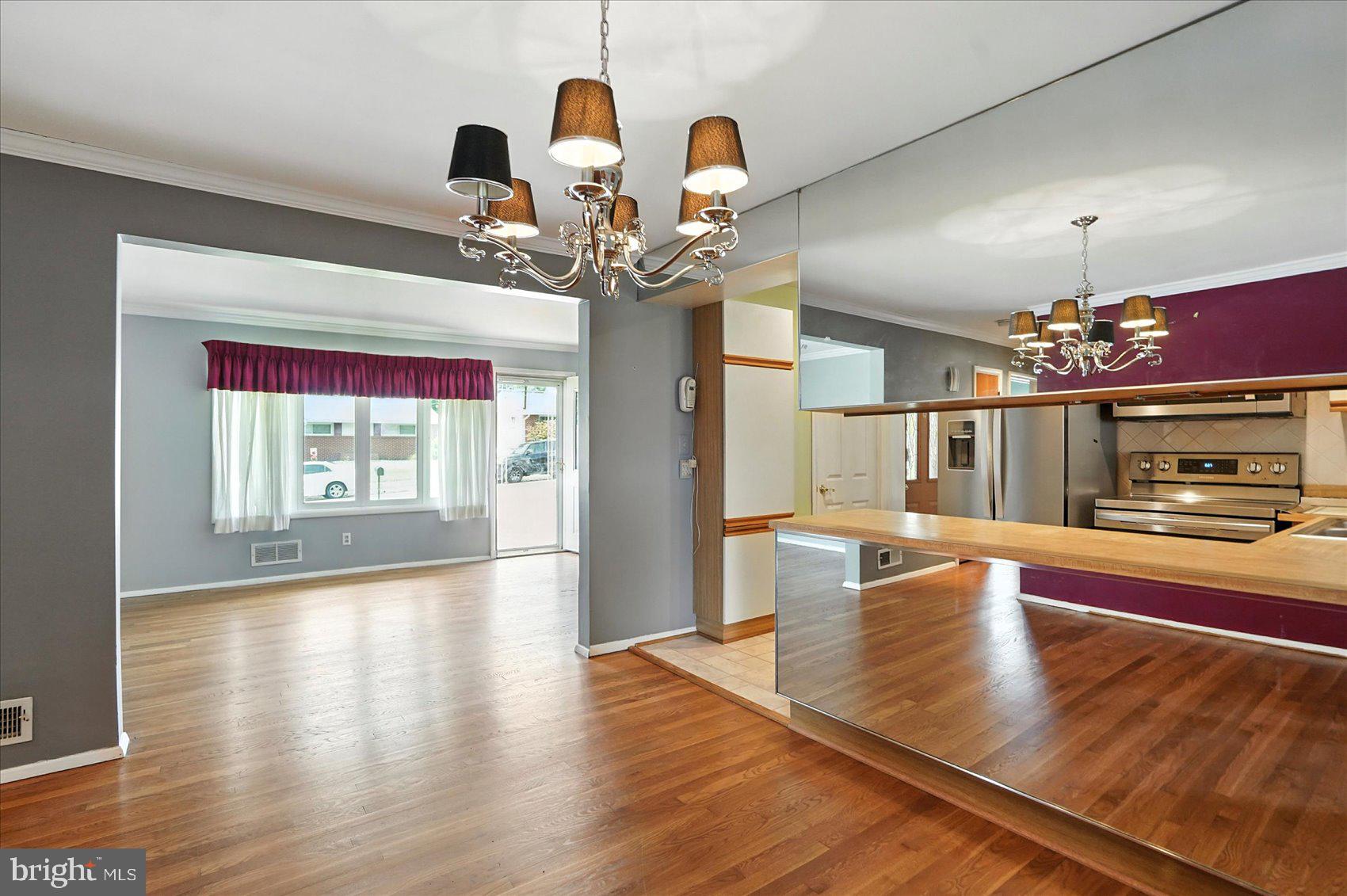 DARLEIGH MANOR - Residential