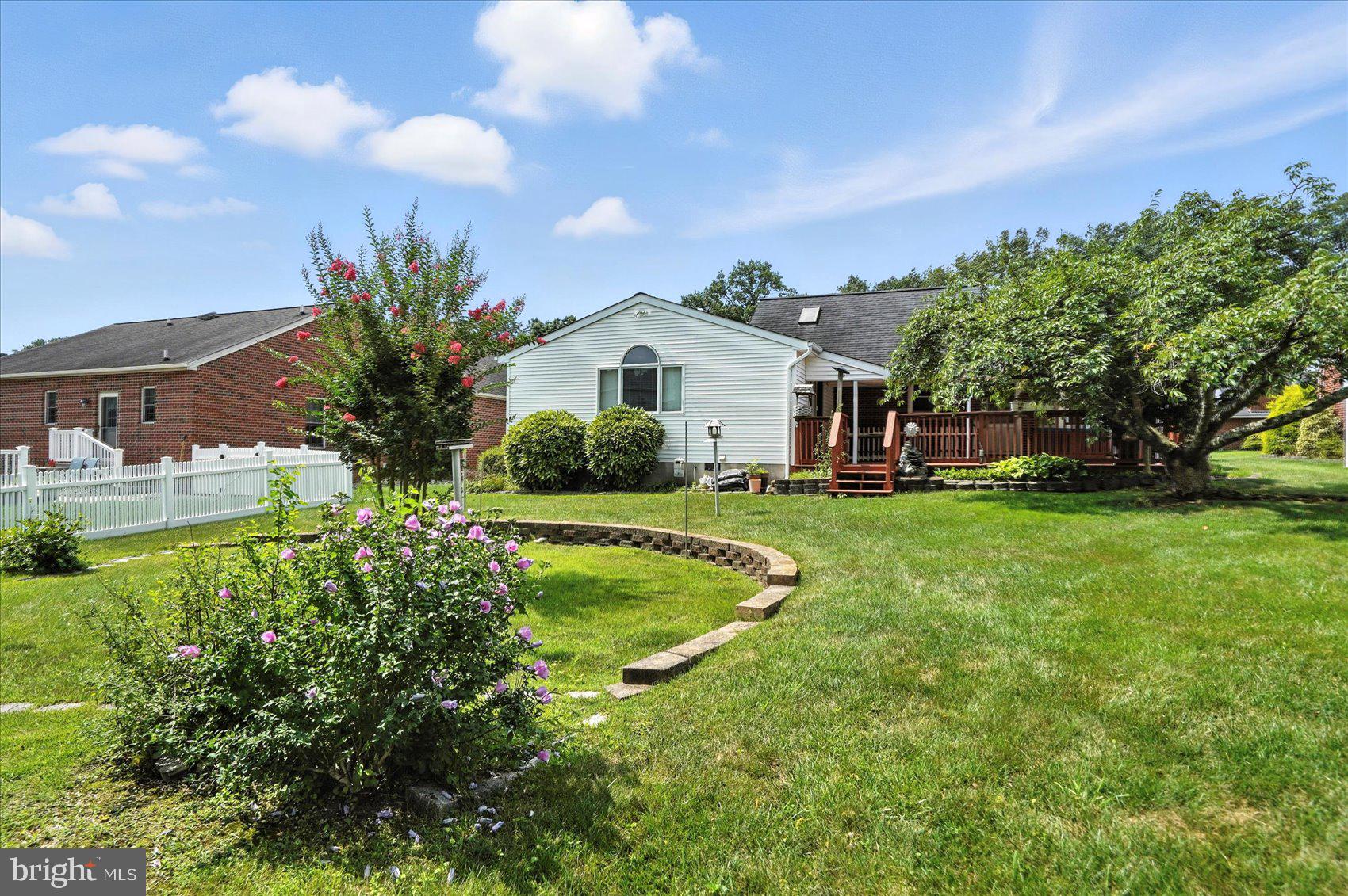 DARLEIGH MANOR - Residential