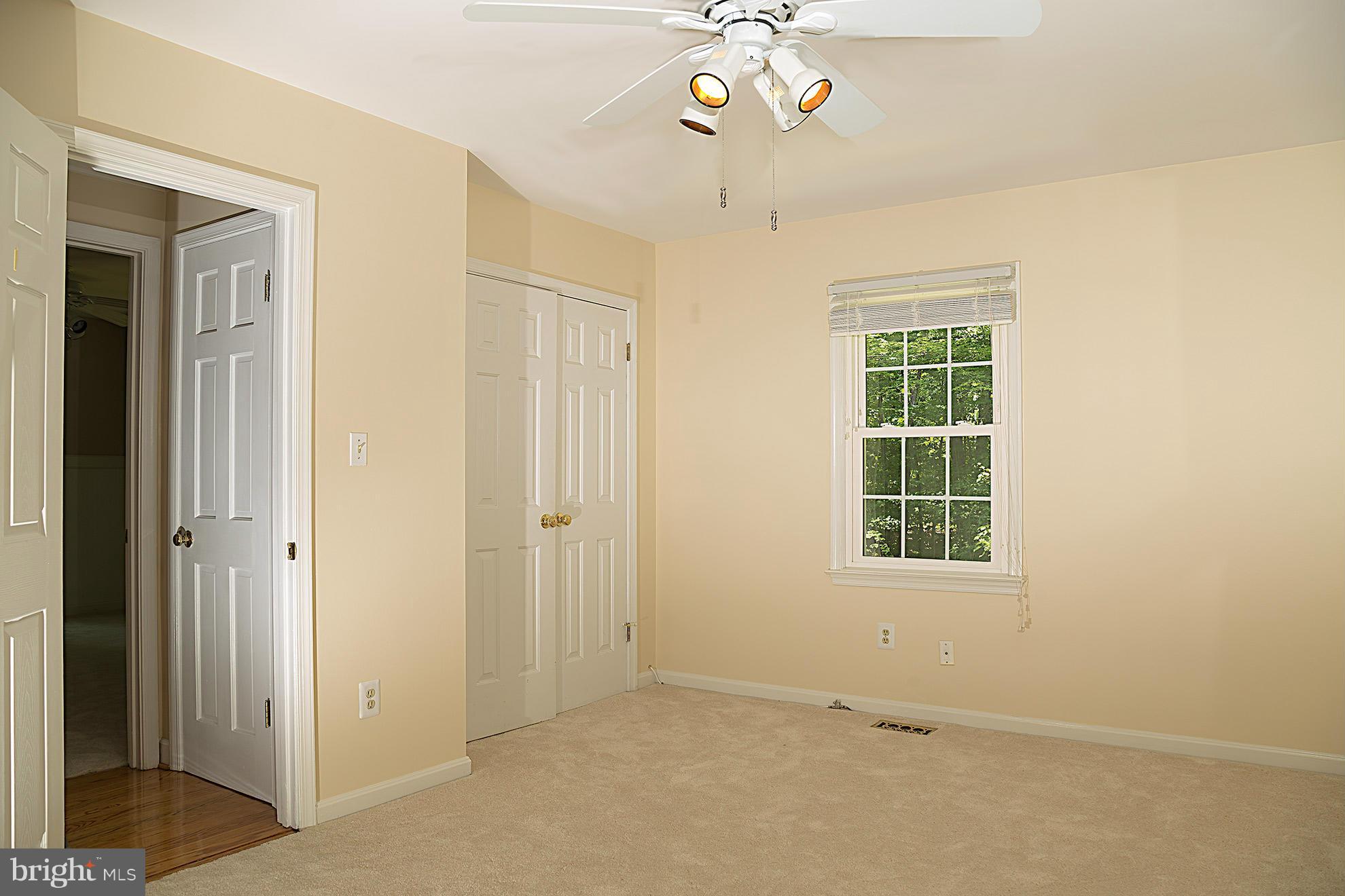 OCCOQUAN OAKS - Residential Lease