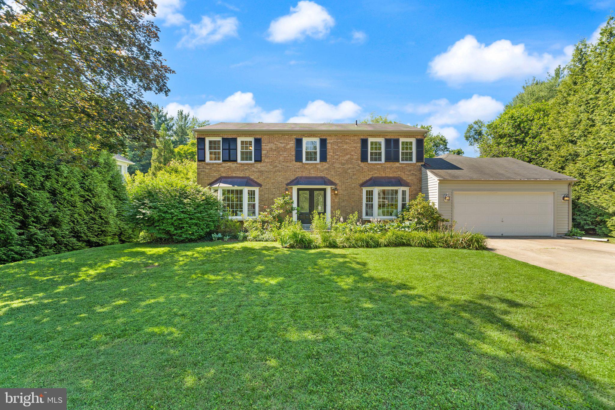 9719 CINNAMON CREEK DRIVE