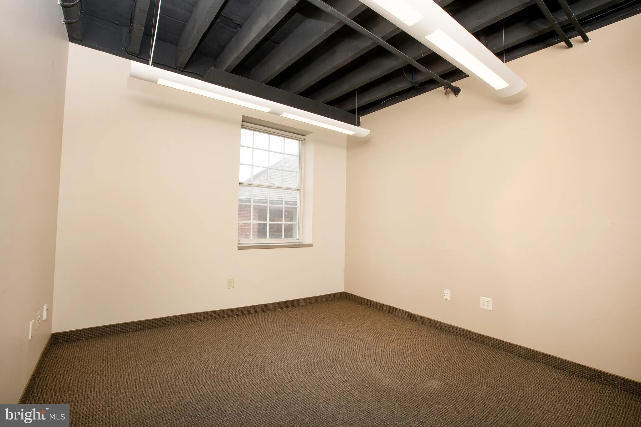 Doylestown, Pennsylvania 18901, United States, ,Residential,Active,103577