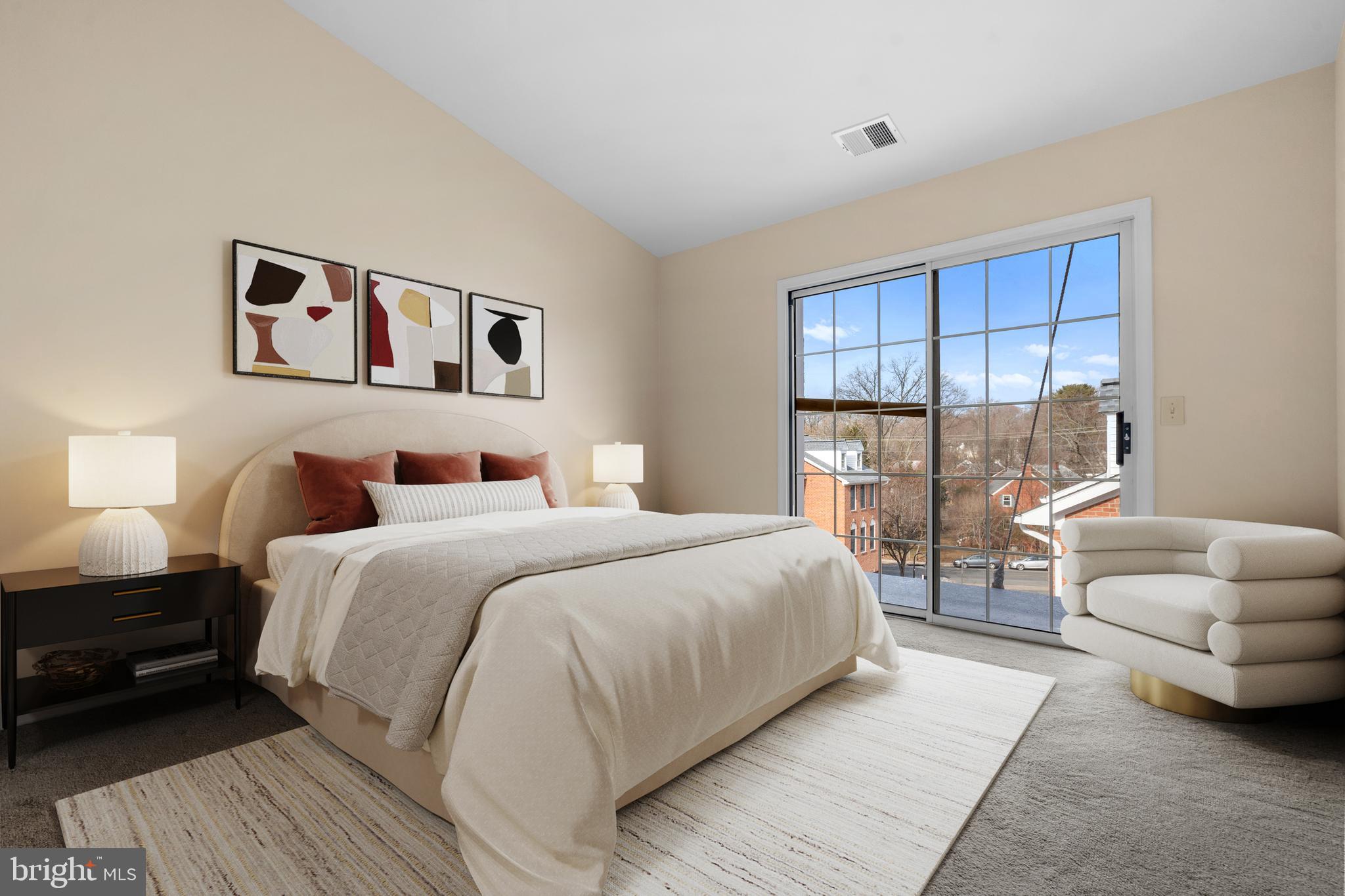 FALLS STATION - Residential