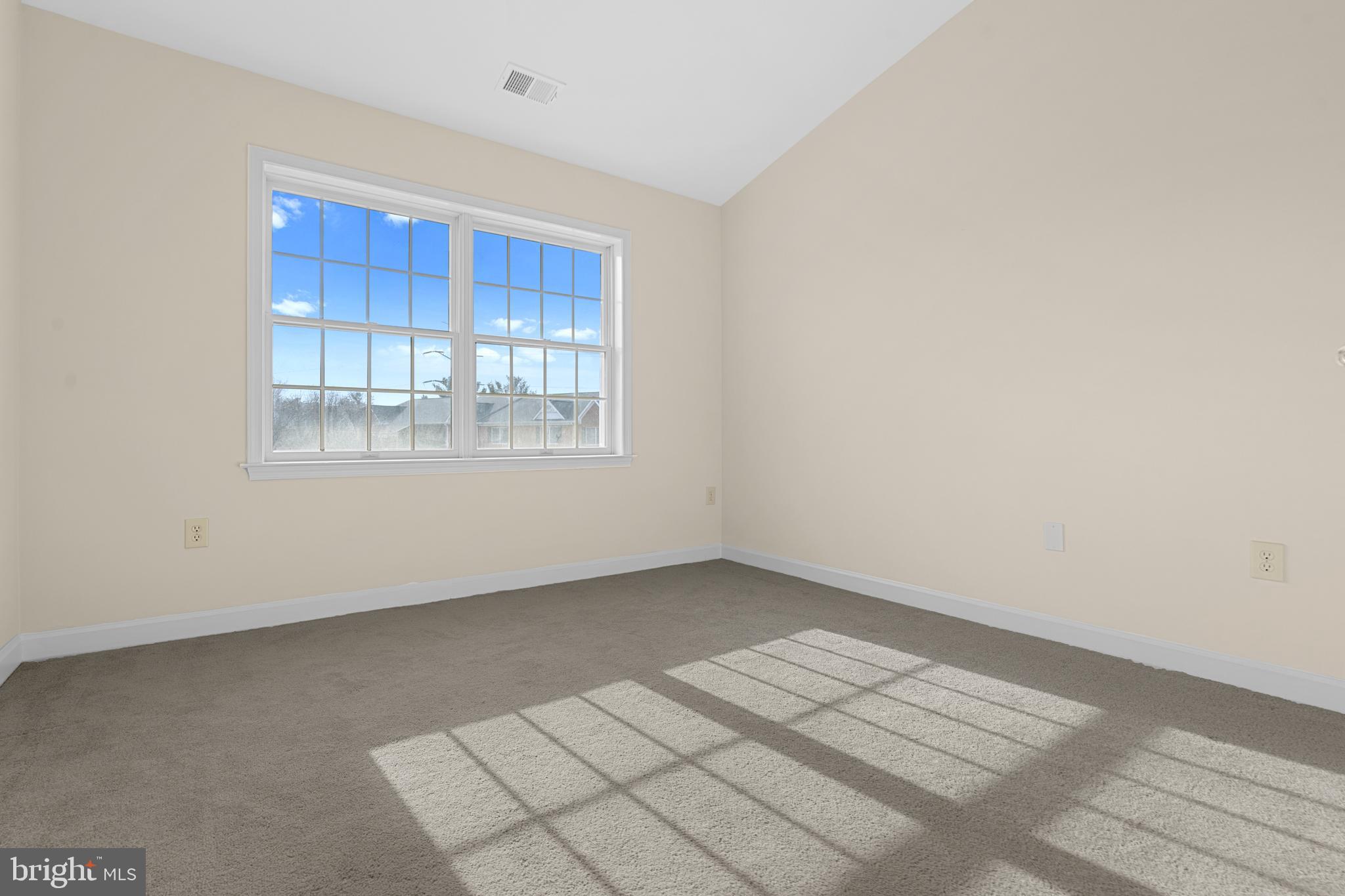 FALLS STATION - Residential