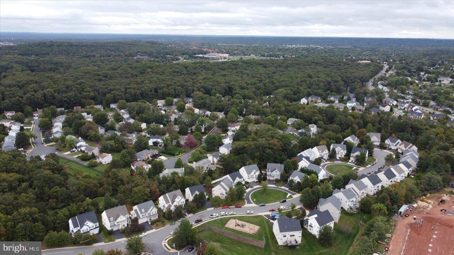 LOCHEWOOD - Residential Lease