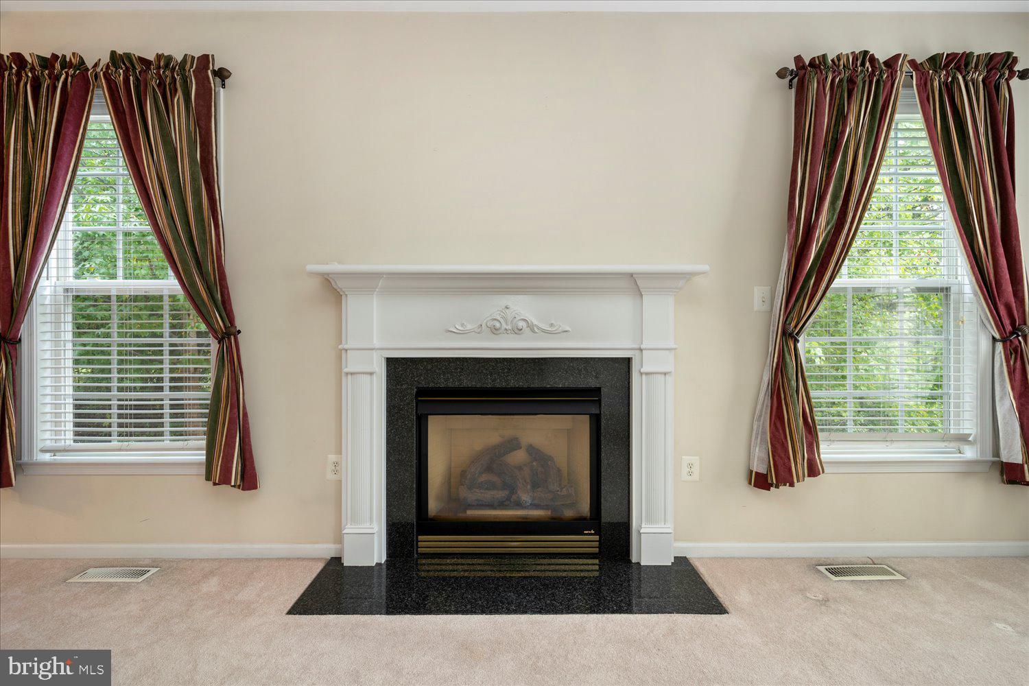 LOCHEWOOD - Residential Lease