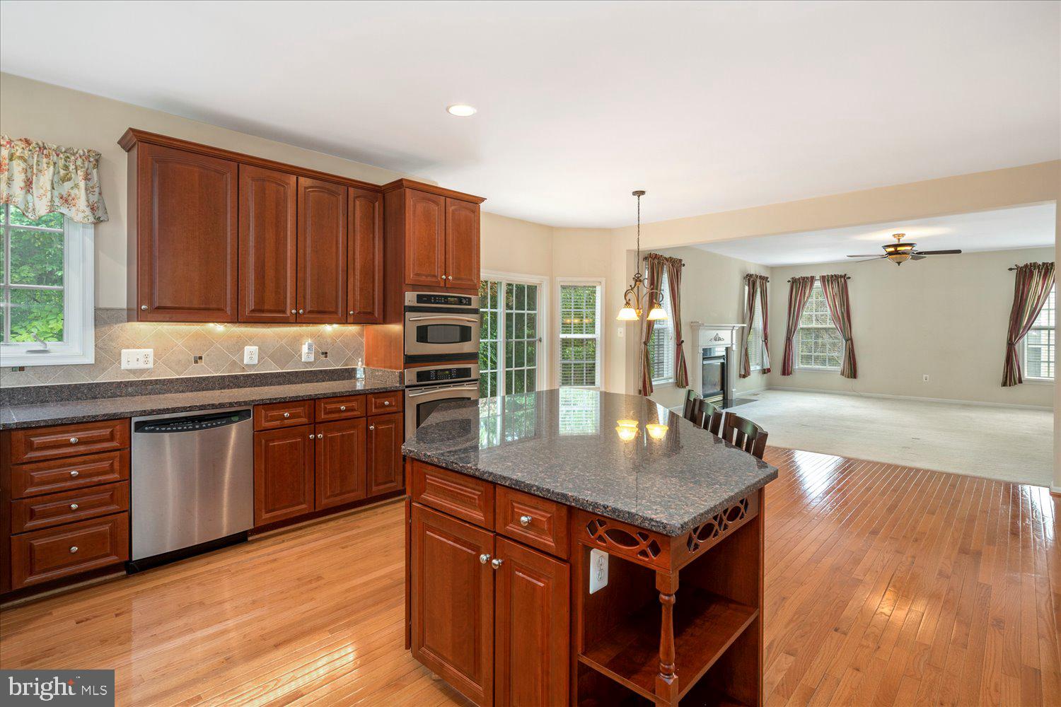 LOCHEWOOD - Residential Lease