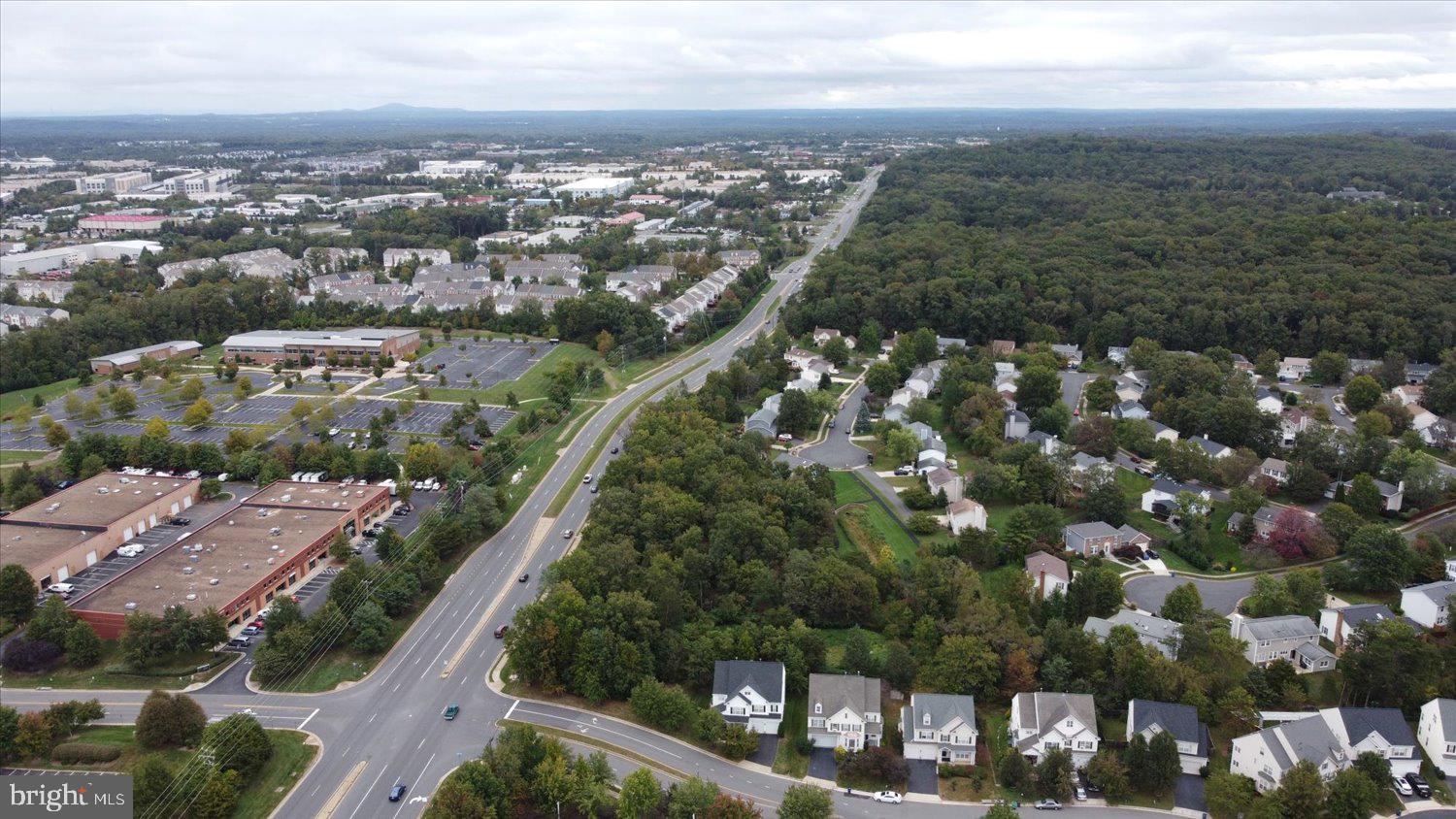 LOCHEWOOD - Residential Lease