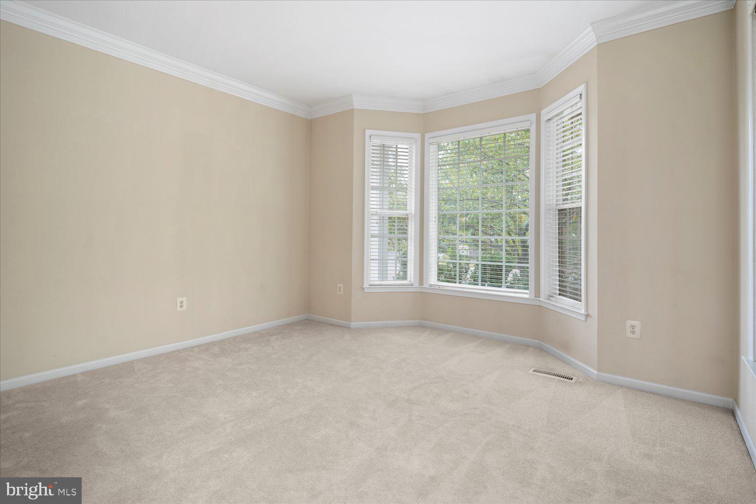 LOCHEWOOD - Residential Lease