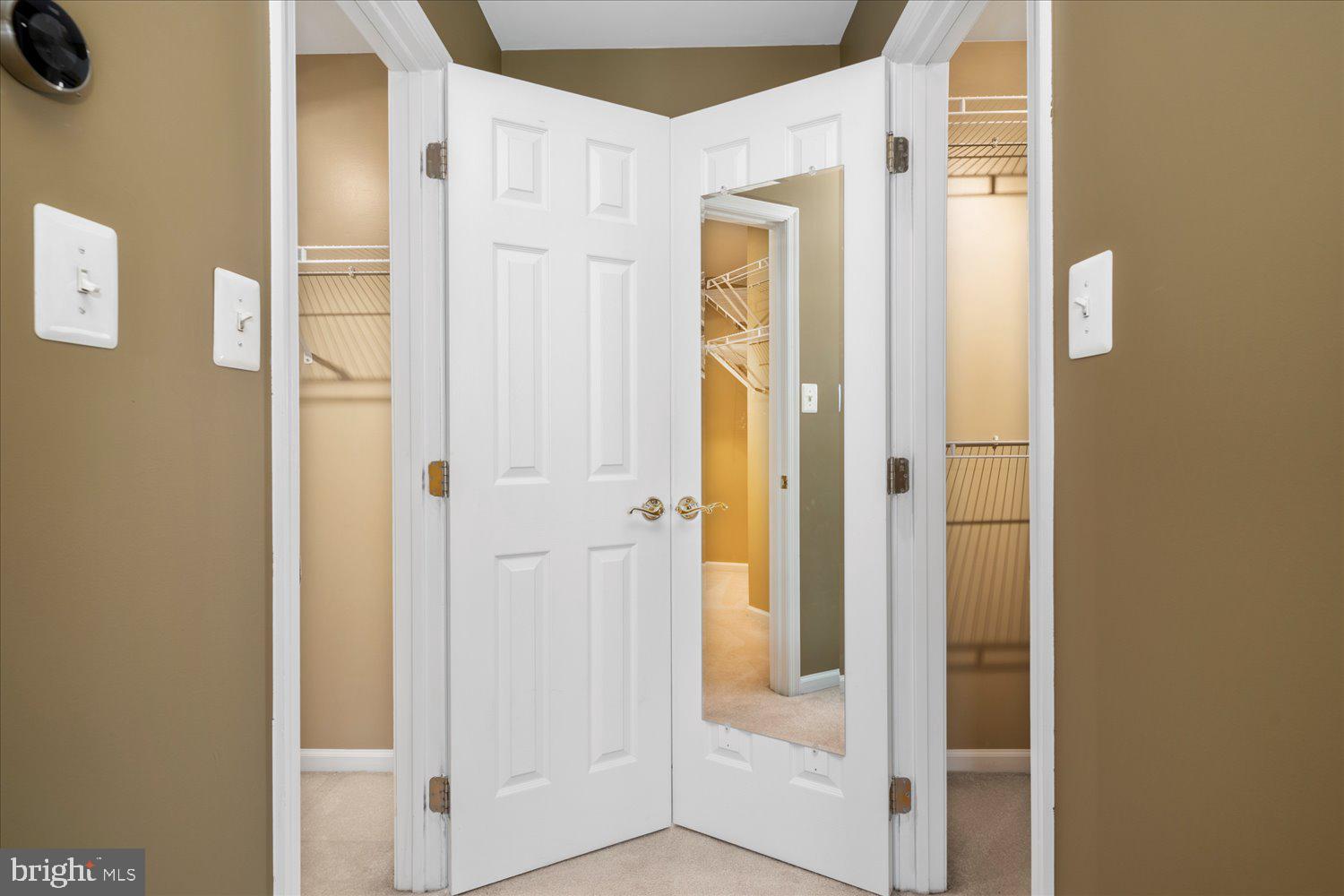 LOCHEWOOD - Residential Lease