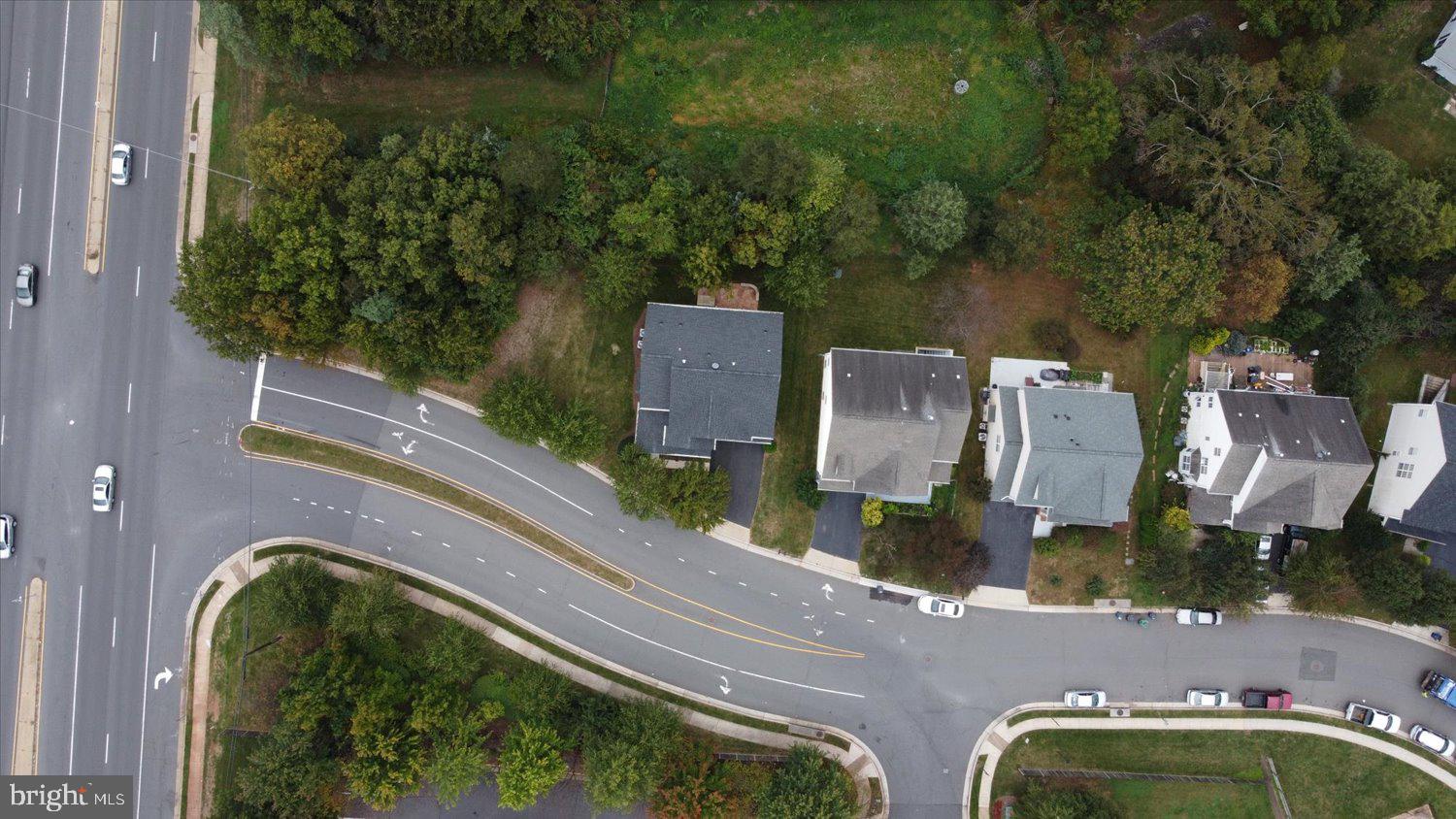 LOCHEWOOD - Residential Lease