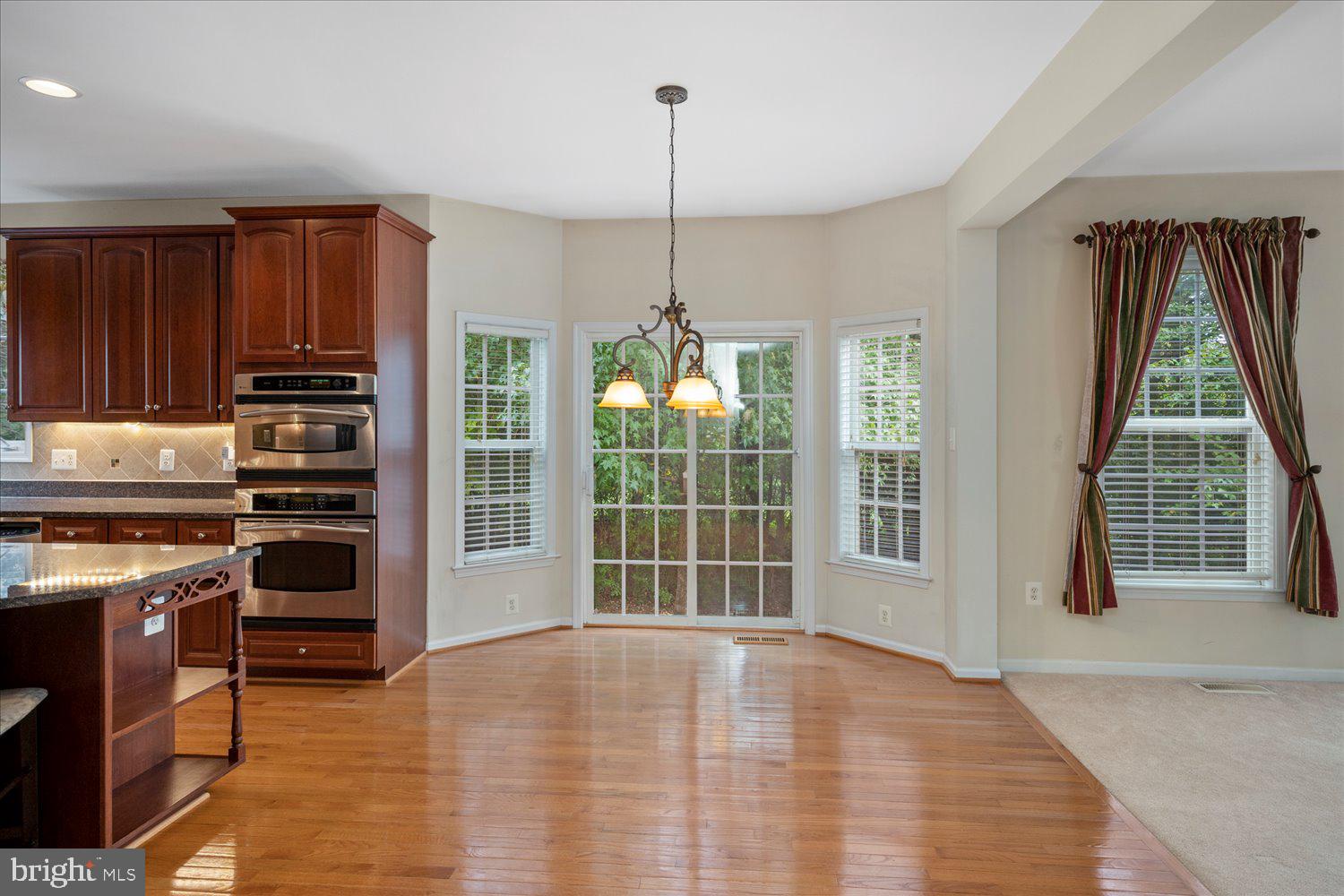 LOCHEWOOD - Residential Lease