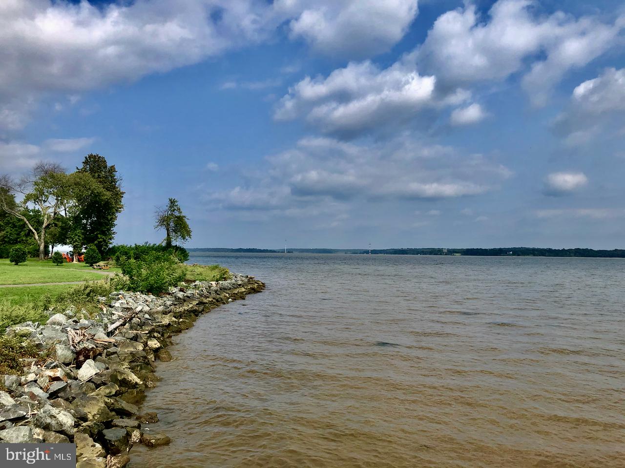 QUANTICO - Residential Lease