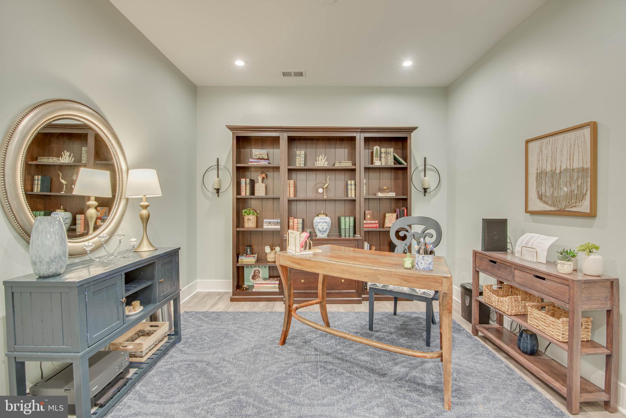 FOUR SEASONS AT KENT ISLAND - Residential Lease